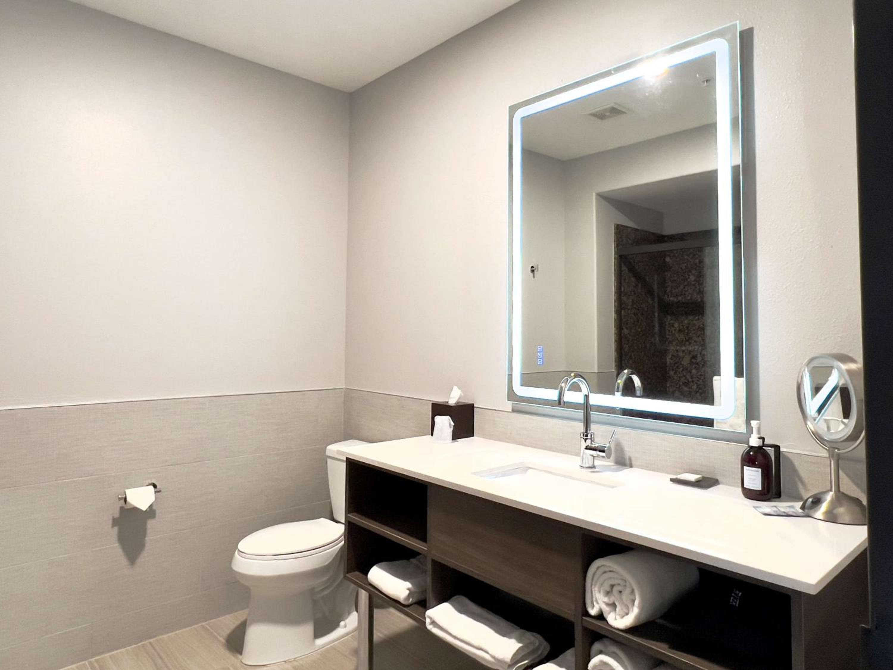 Lawrence Vacations - The Oread Lawrence, Tapestry Collection by Hilton - Property Image 19