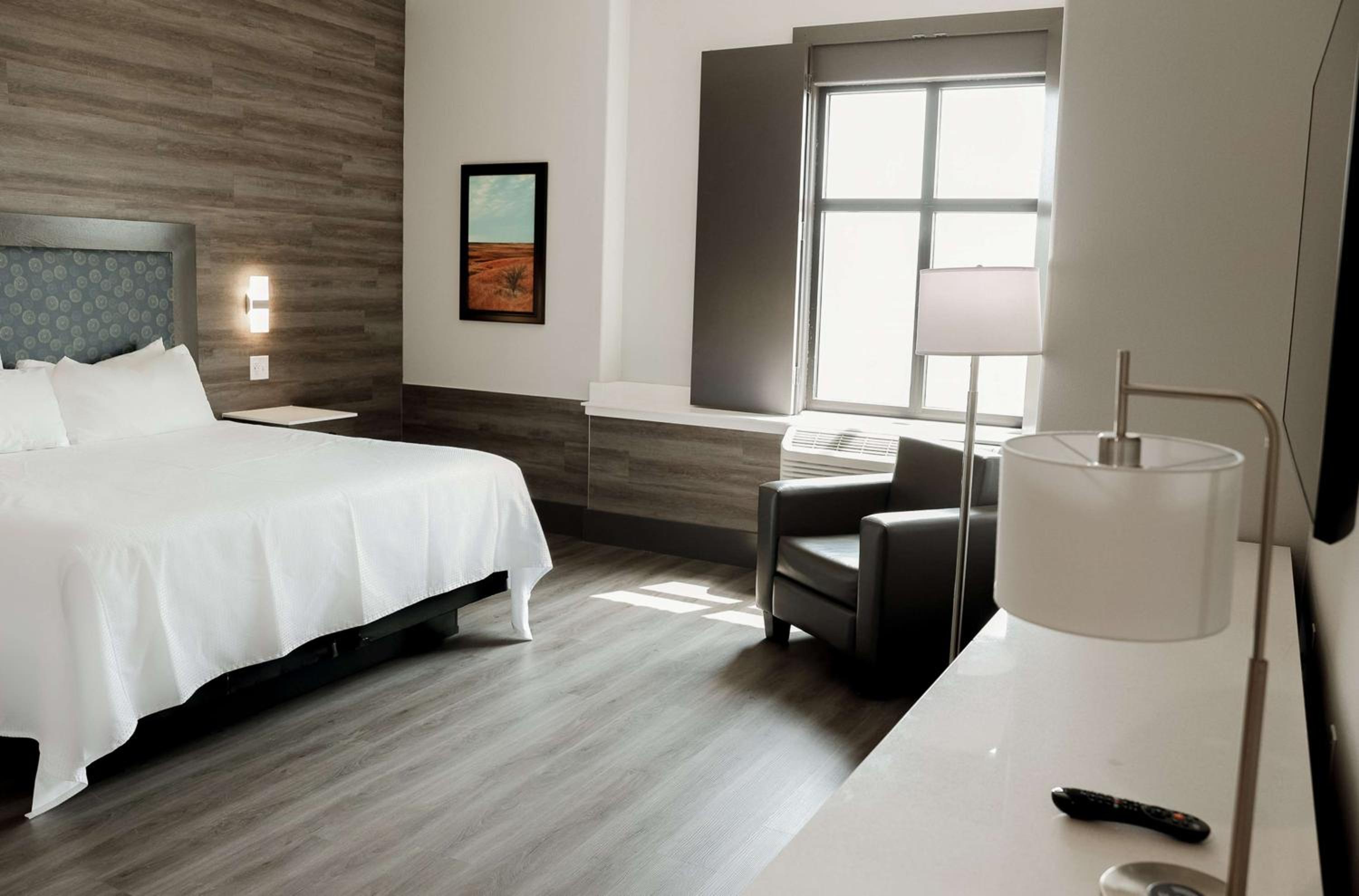 Lawrence Vacations - The Oread Lawrence, Tapestry Collection by Hilton - Property Image 42