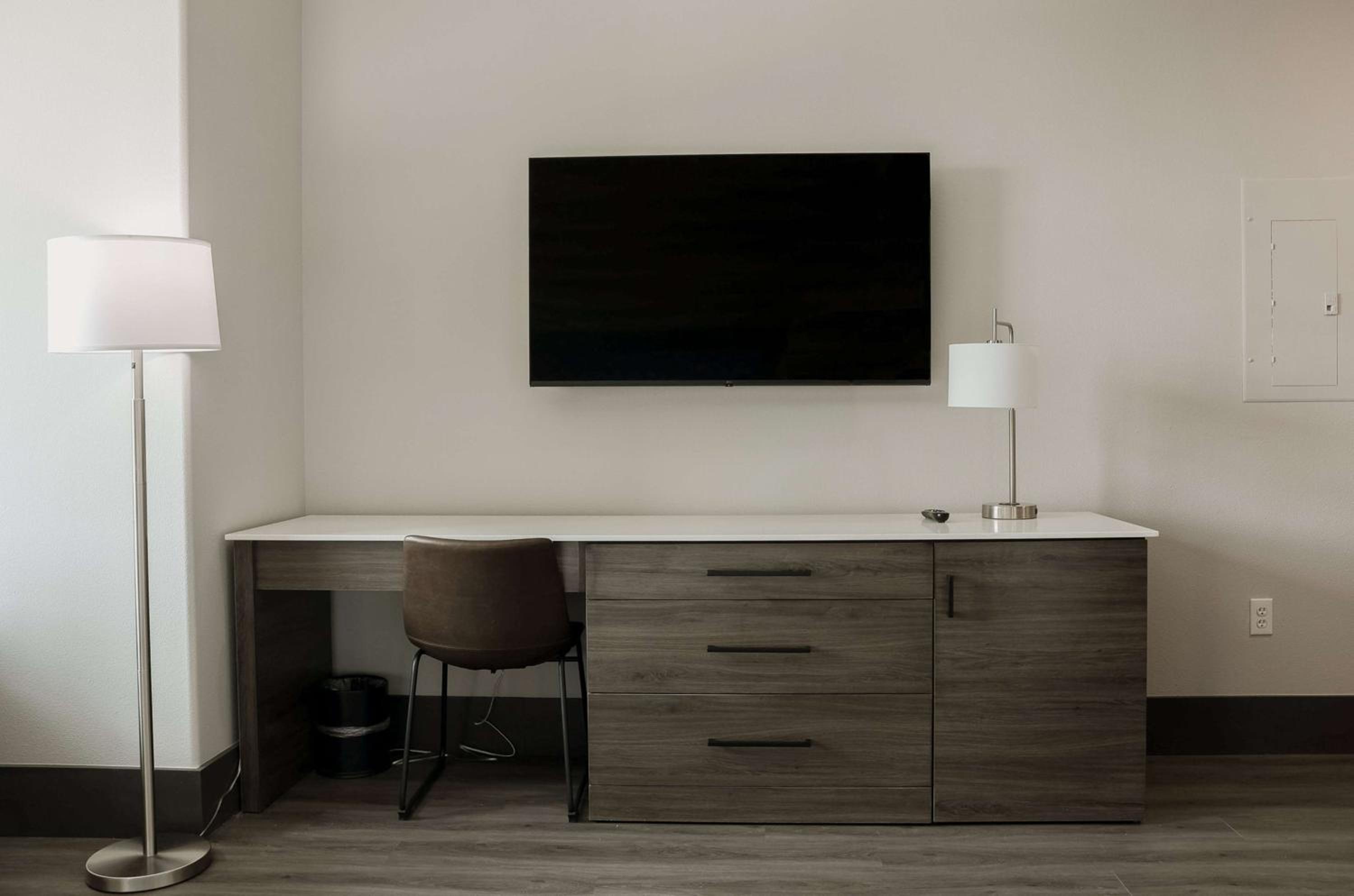 Lawrence Vacations - The Oread Lawrence, Tapestry Collection by Hilton - Property Image 45