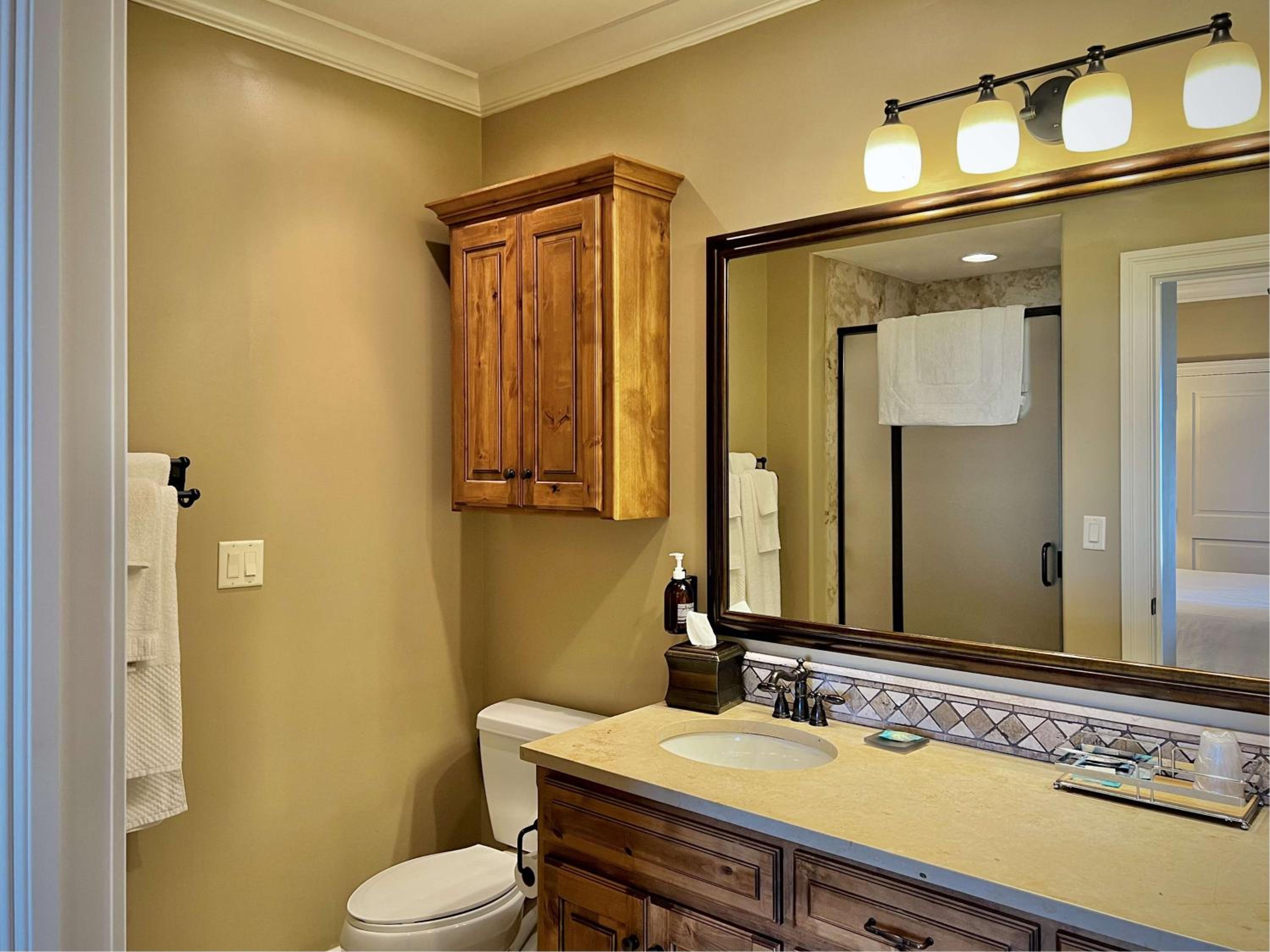 Lawrence Vacations - The Oread Lawrence, Tapestry Collection by Hilton - Property Image 37