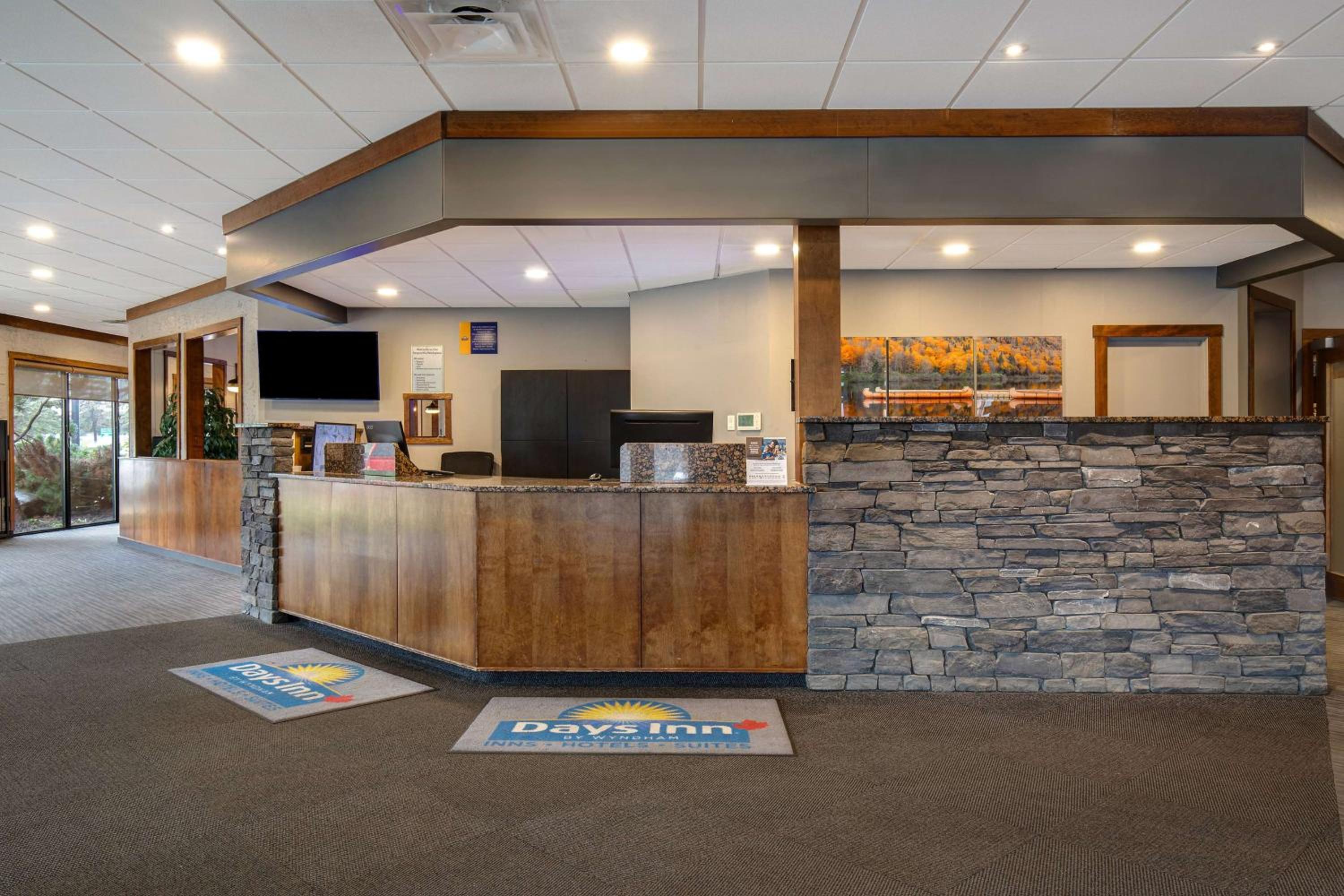 Prince Albert Vacations - Days Inn  Conference Centre by Wyndham Prince Albert - Property Image 3