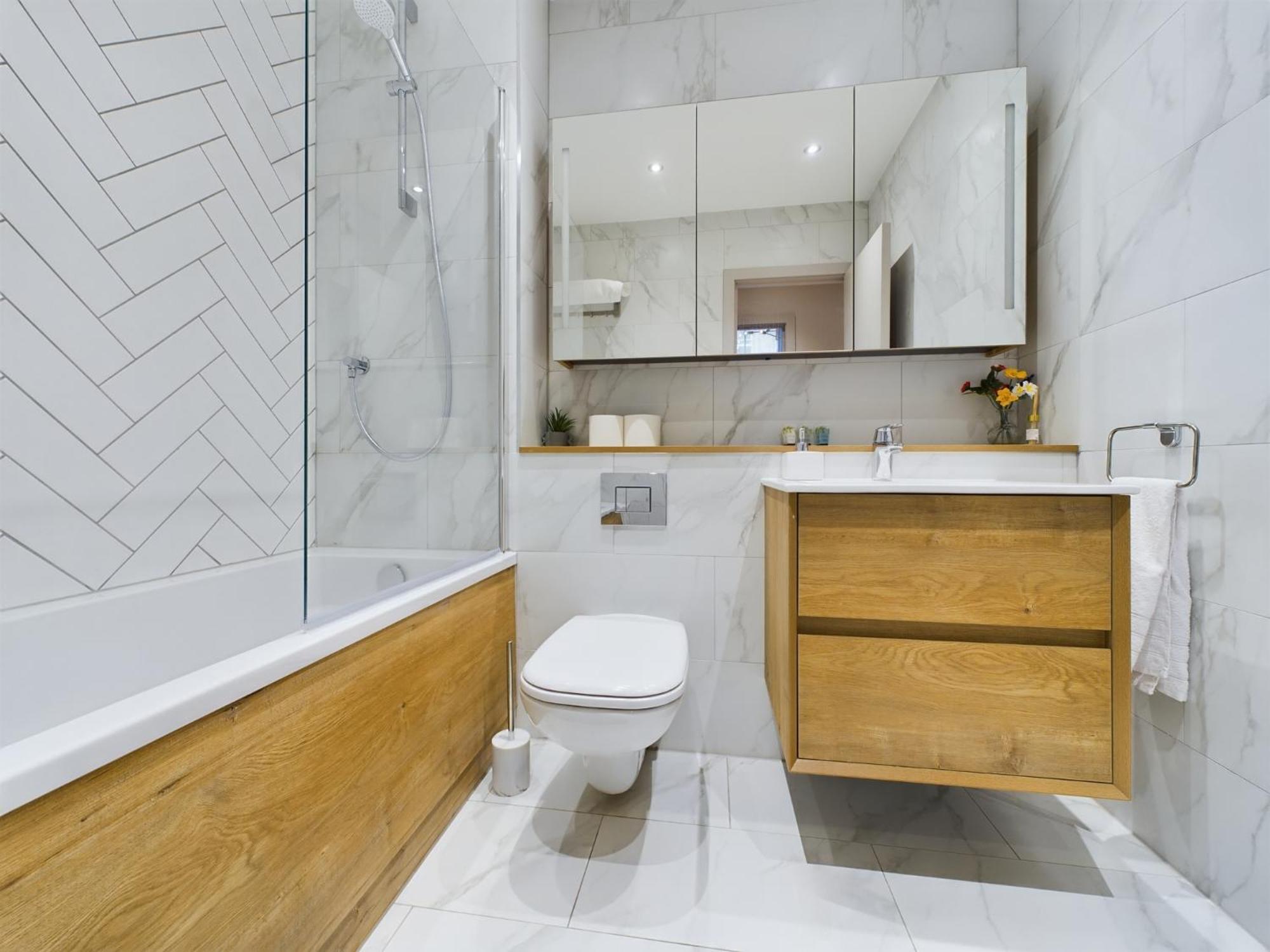 Luxury Stunning 2bedroom city centre view 4