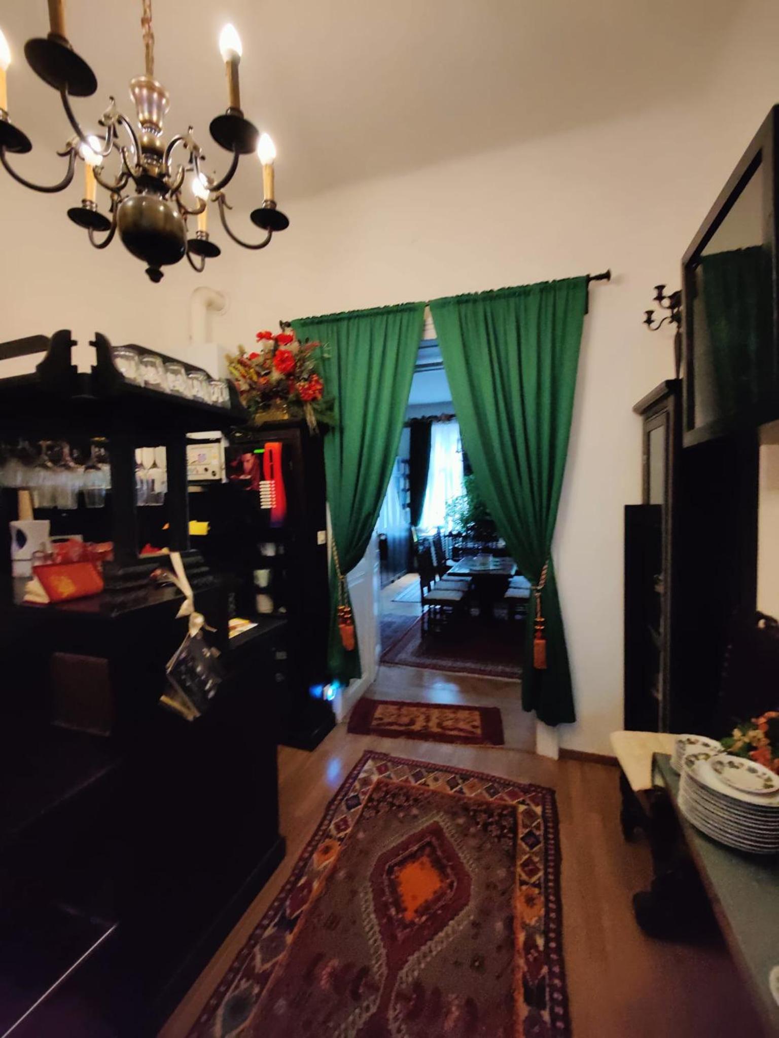 Luxury near Castle