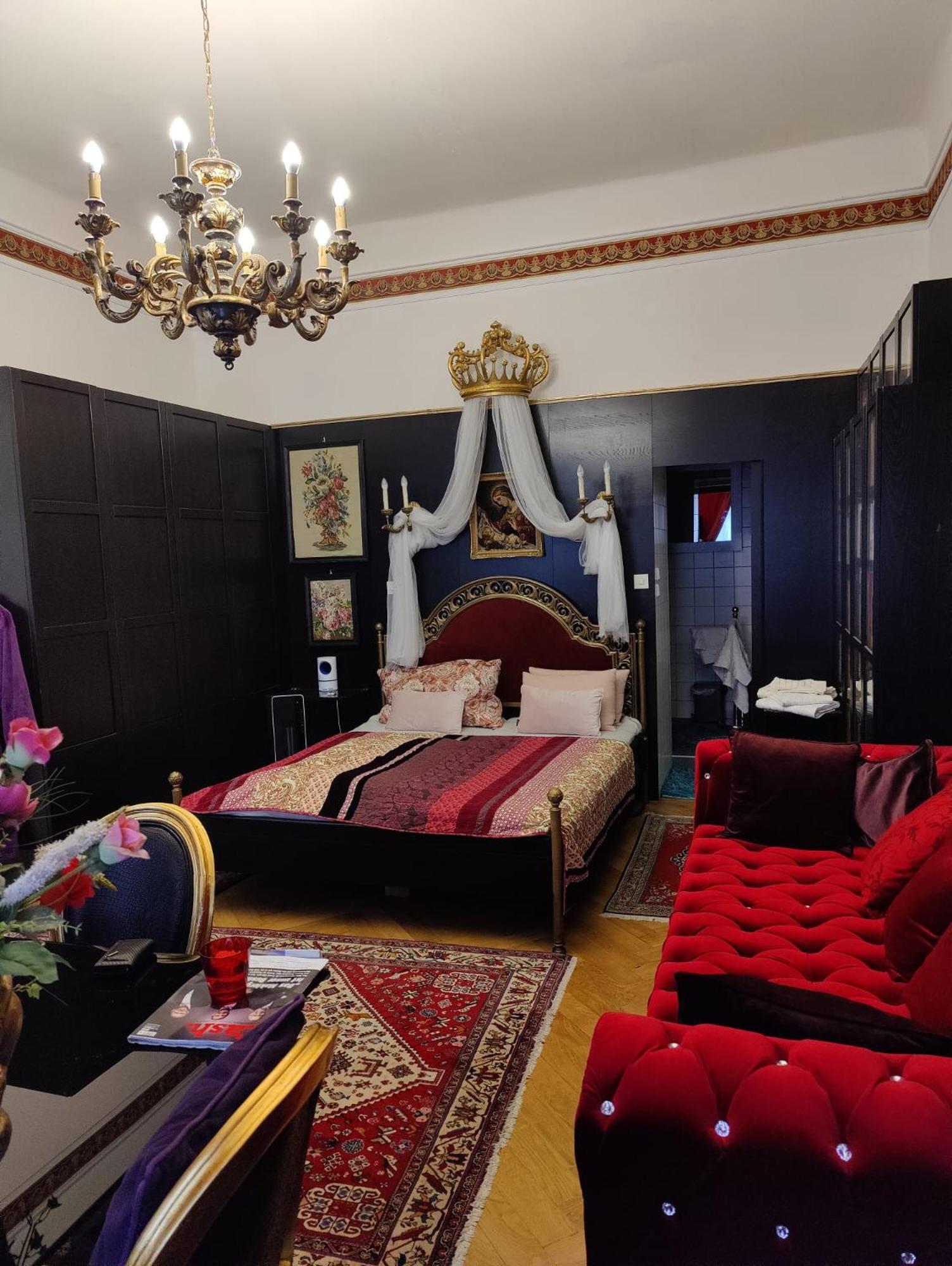 Luxury near Castle