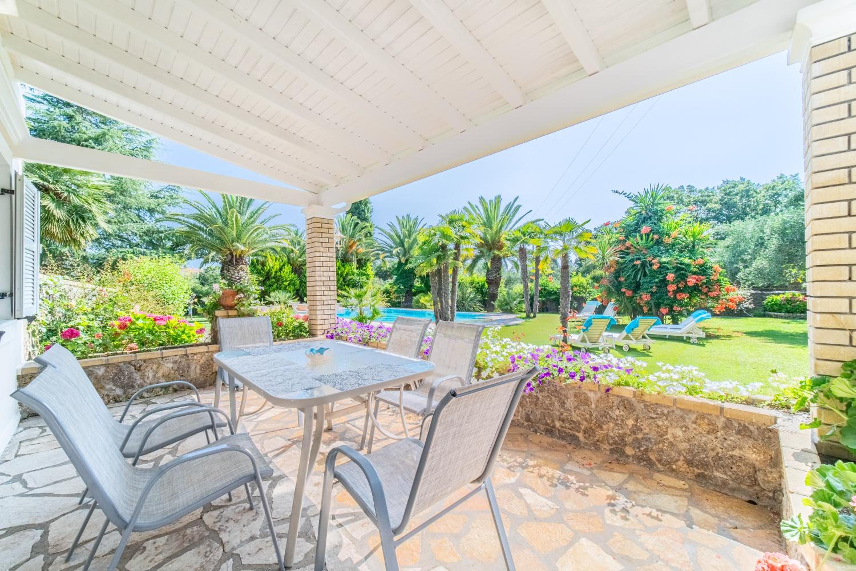 Villa Atalanti photo 4