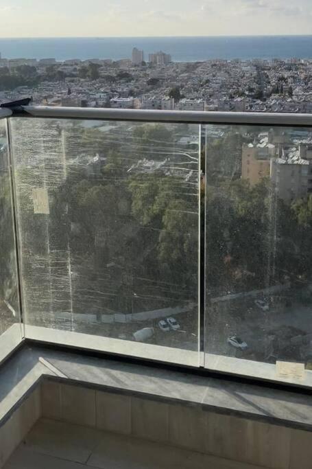 Elegant 3 bedroom Ocean view Condo in Kiryat Yam view 2