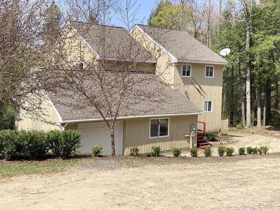 Hotel White Mountain Retreat - Image 1