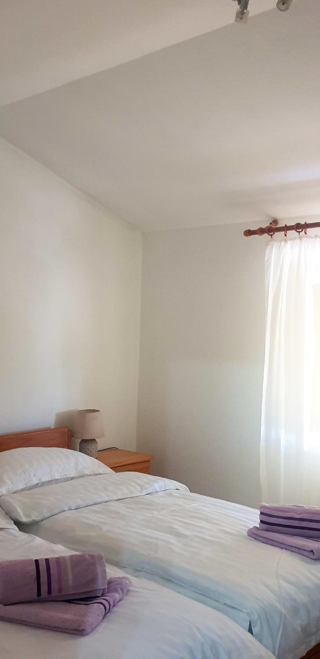 Modern Apartment with Garden View in Belišće - 76 m²