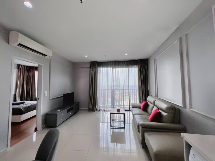 Comfy Staycation 4PX with Free Parking, Direct Linked SOGO & Central I-CITY photo 4