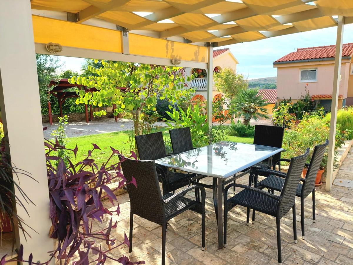 Apartmani Kobi view 2