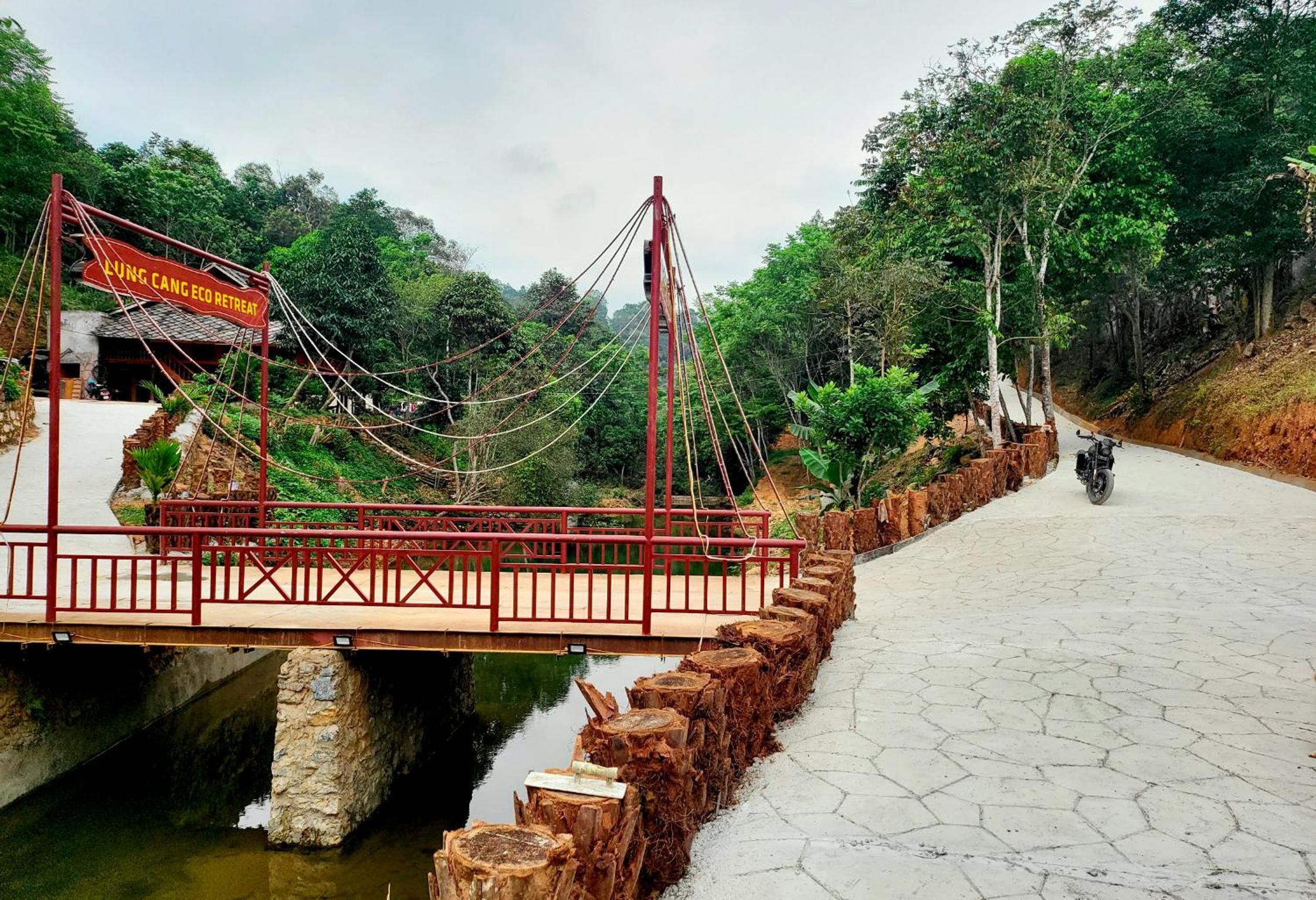 RAPIDS ECO RETREAT
