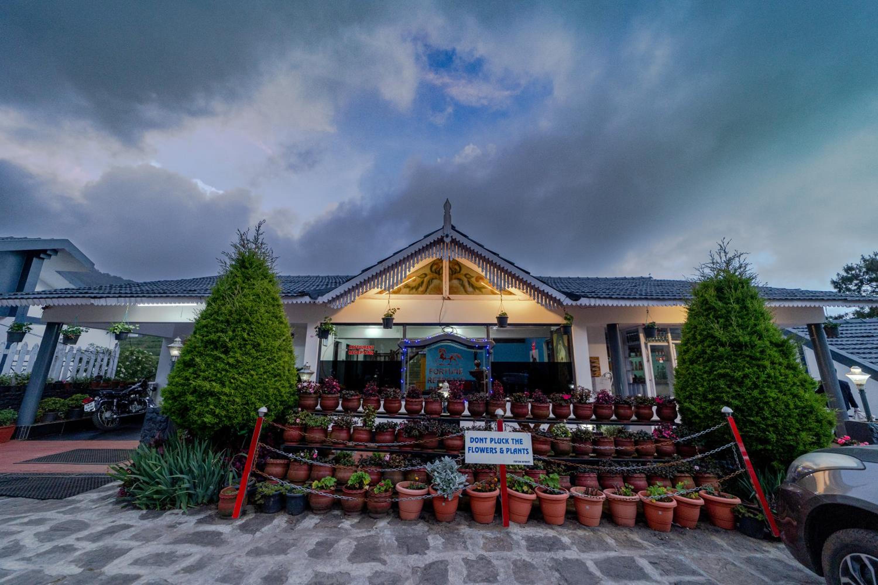 Fortune Retreats