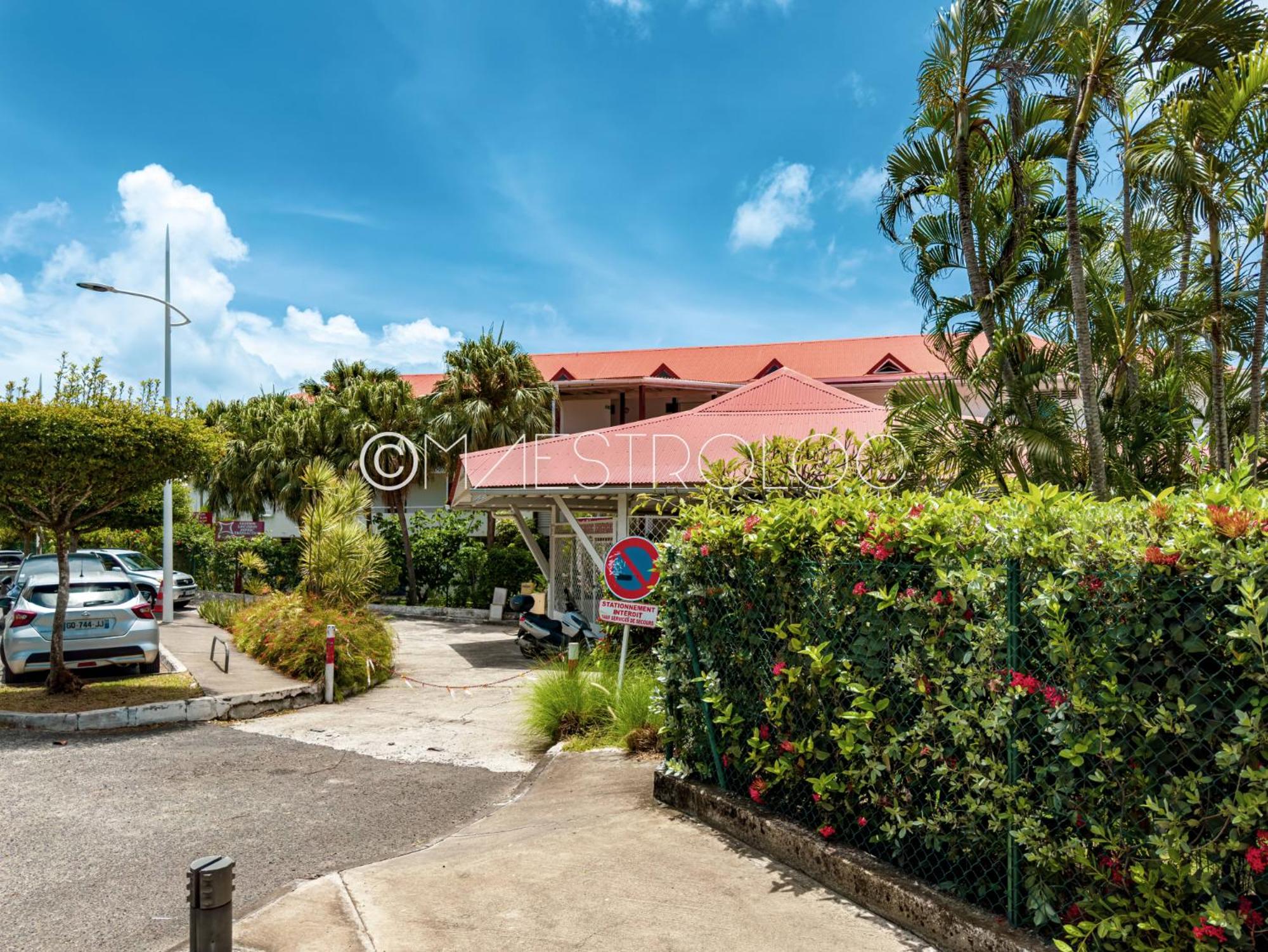 PROMO ! L'Oasis du quai avec PISCINE et accès à la marina de Saint-françois ! view 4