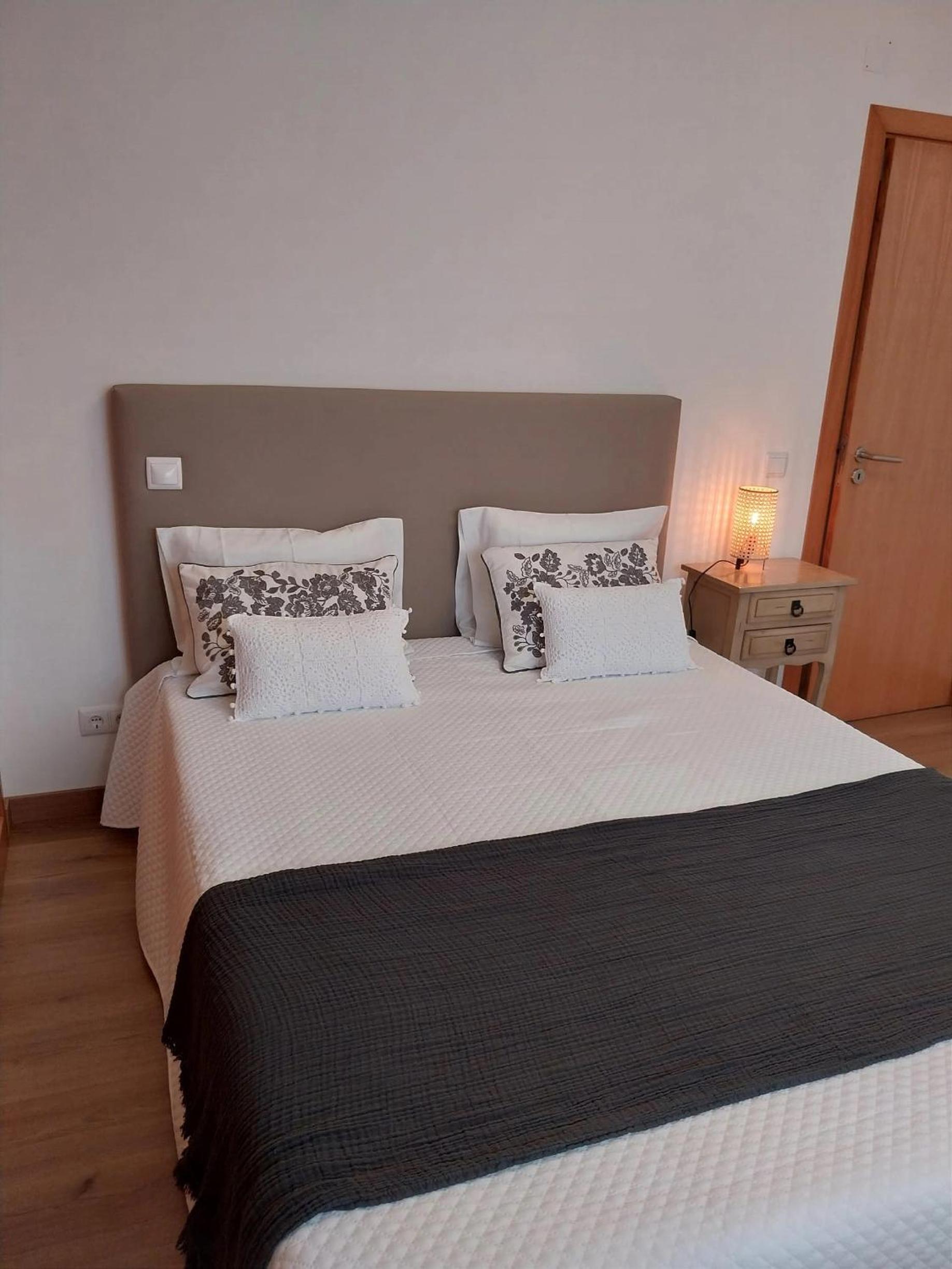 Casa com Alma by LovelyStay