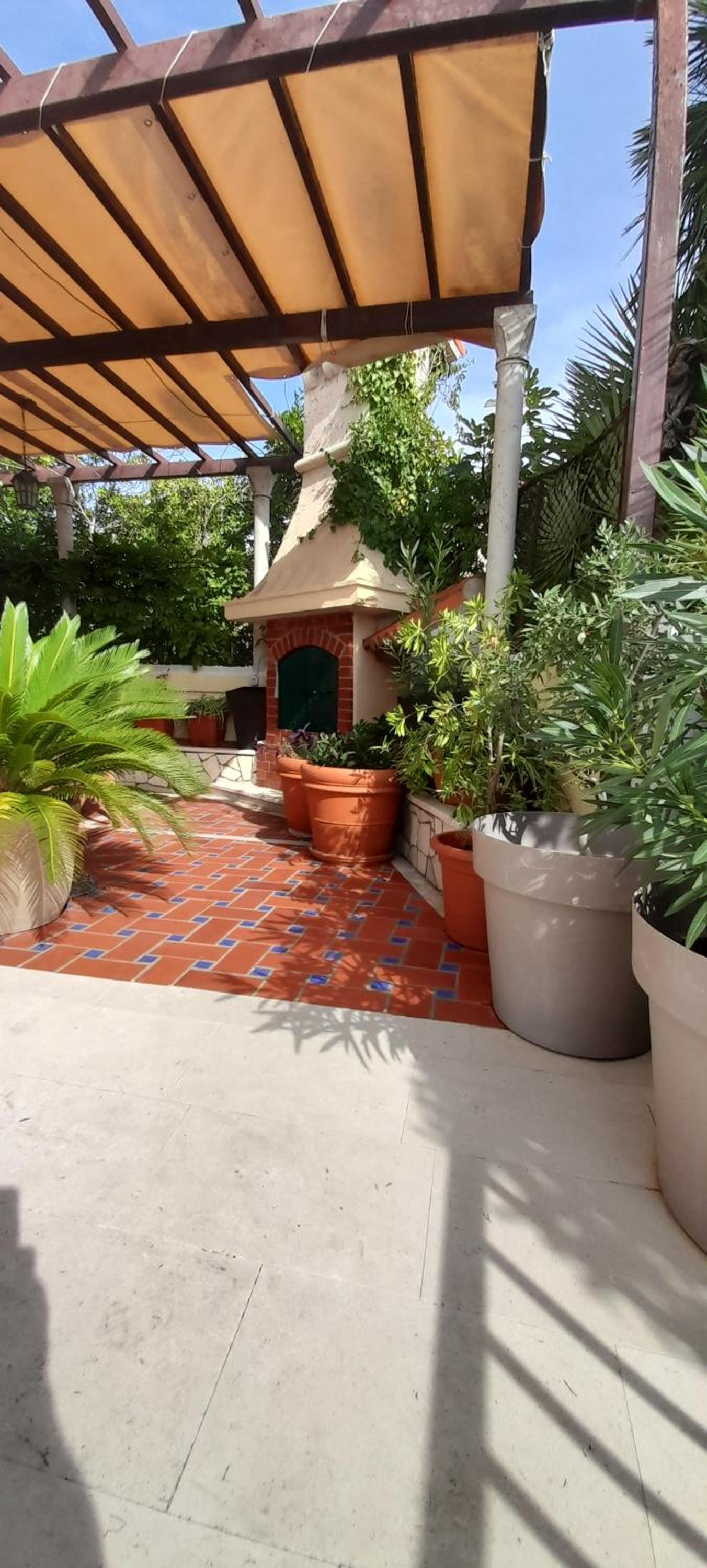 Dube Apartment, beach 100m