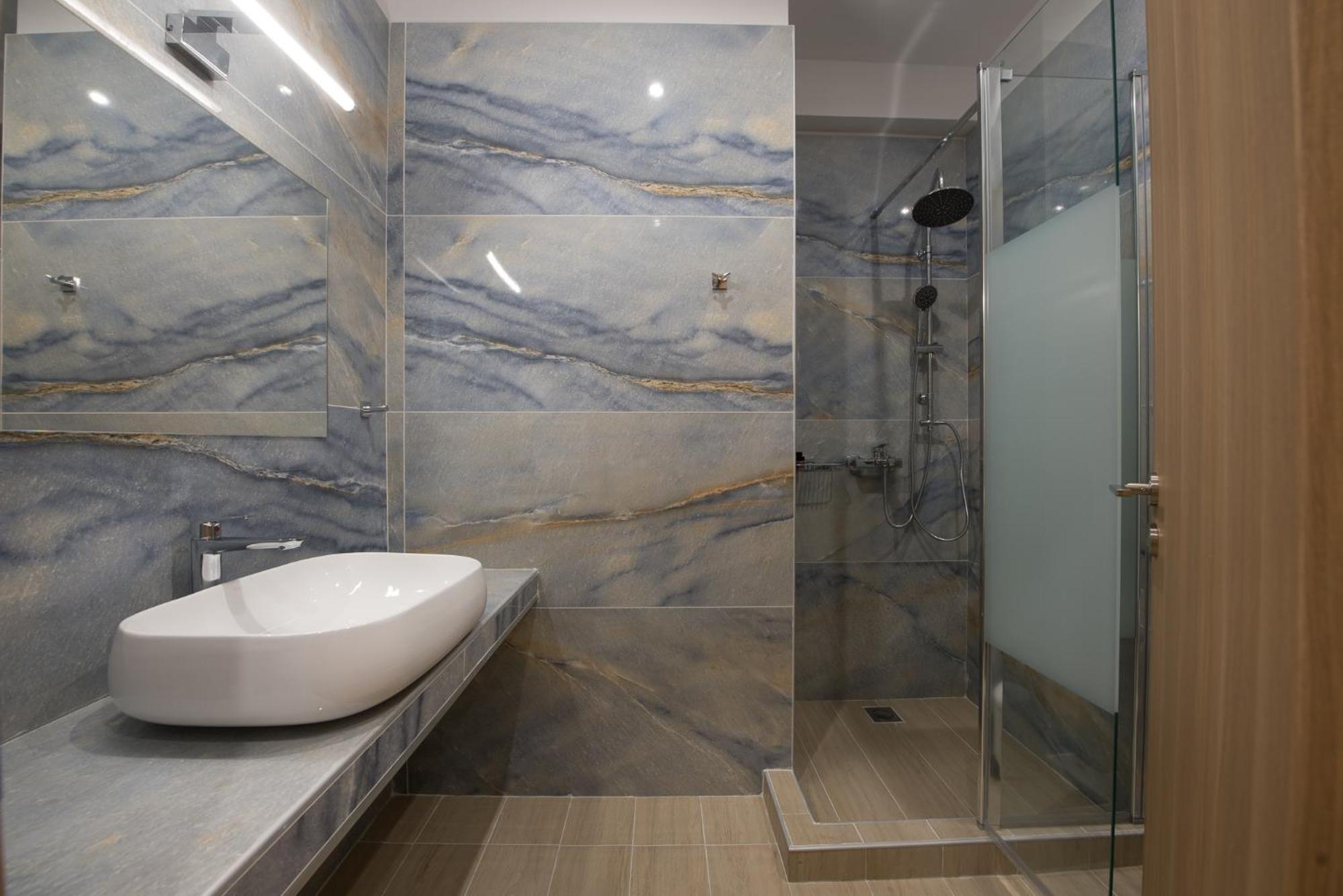 Rob Venture Suites at the central of ATHENS city