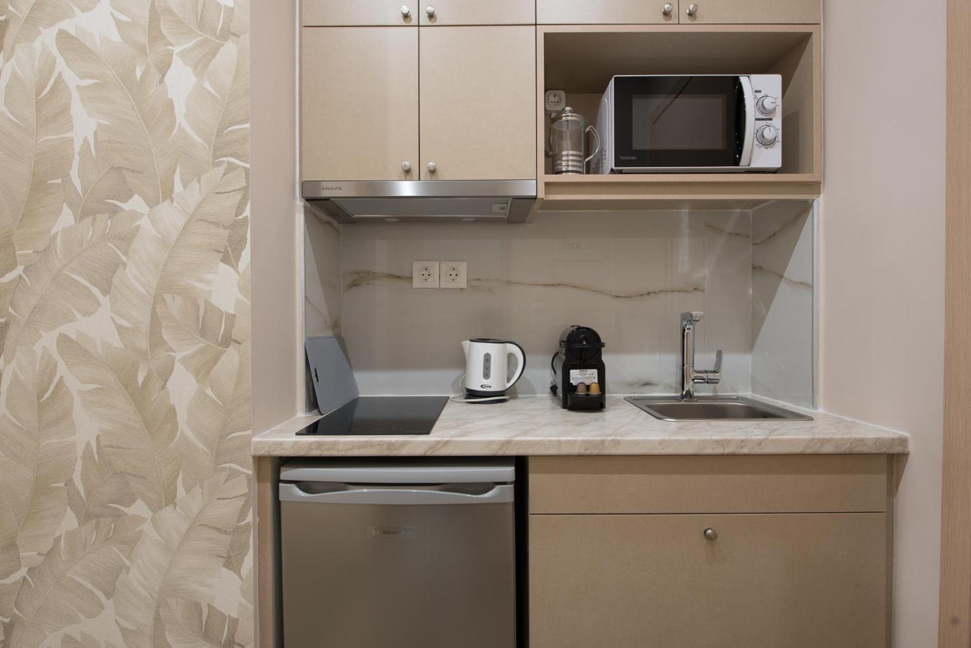 Rob Venture Suites at the central of ATHENS city