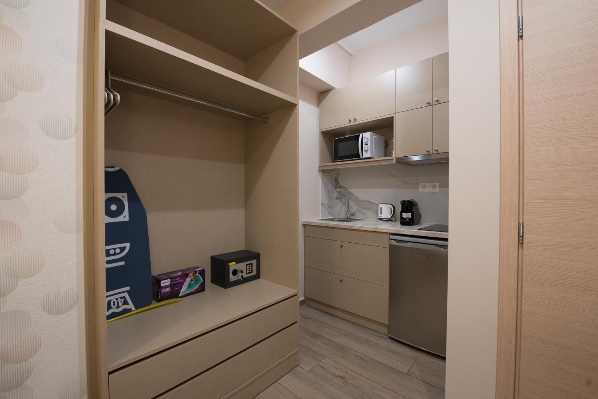 Rob Venture Suites at the central of ATHENS city