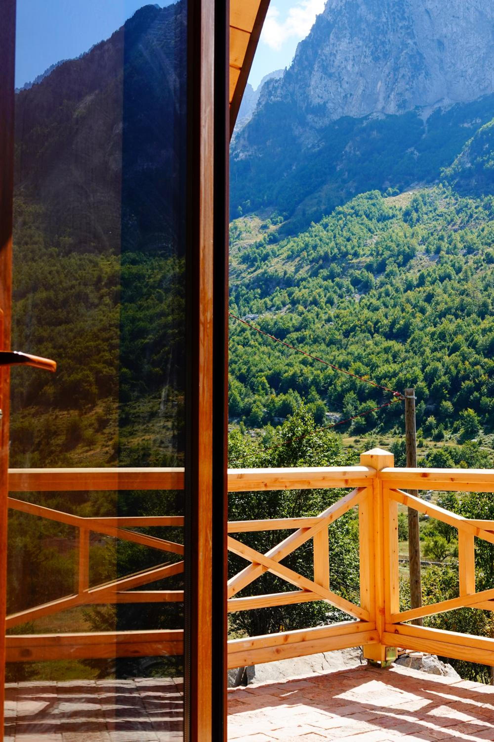 Andi`s mountain home