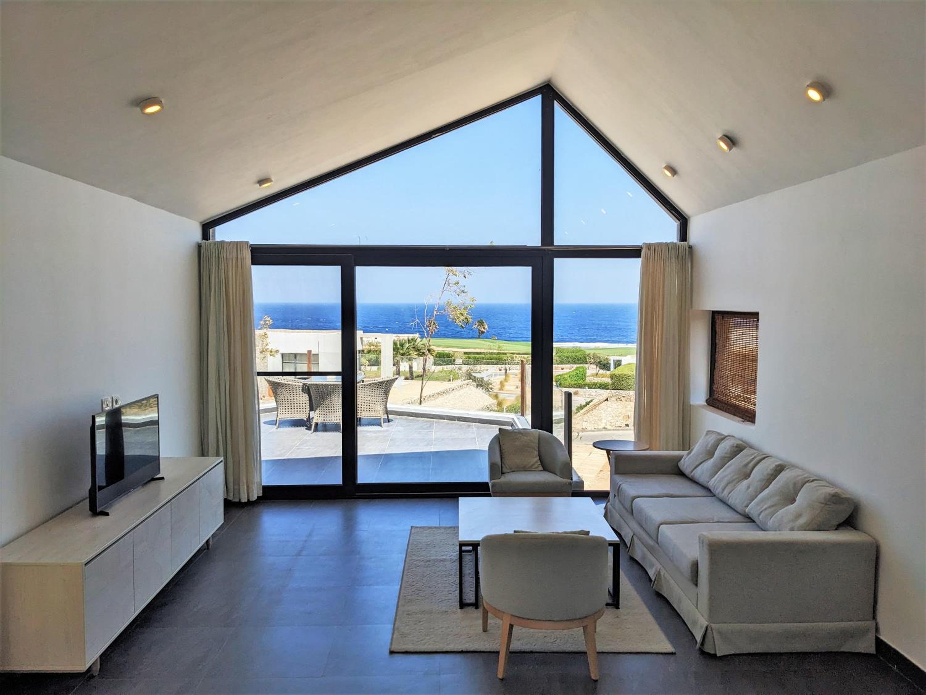 Hotel Sea & Golf Views 2BR Villa with Free Beach & Pool Access - Image 1