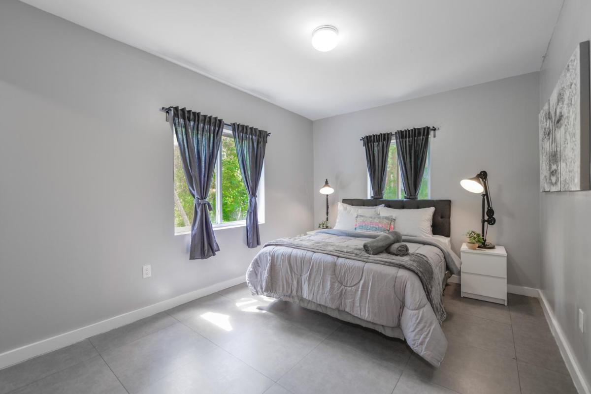 Awesome Duplex on the East side of Miami