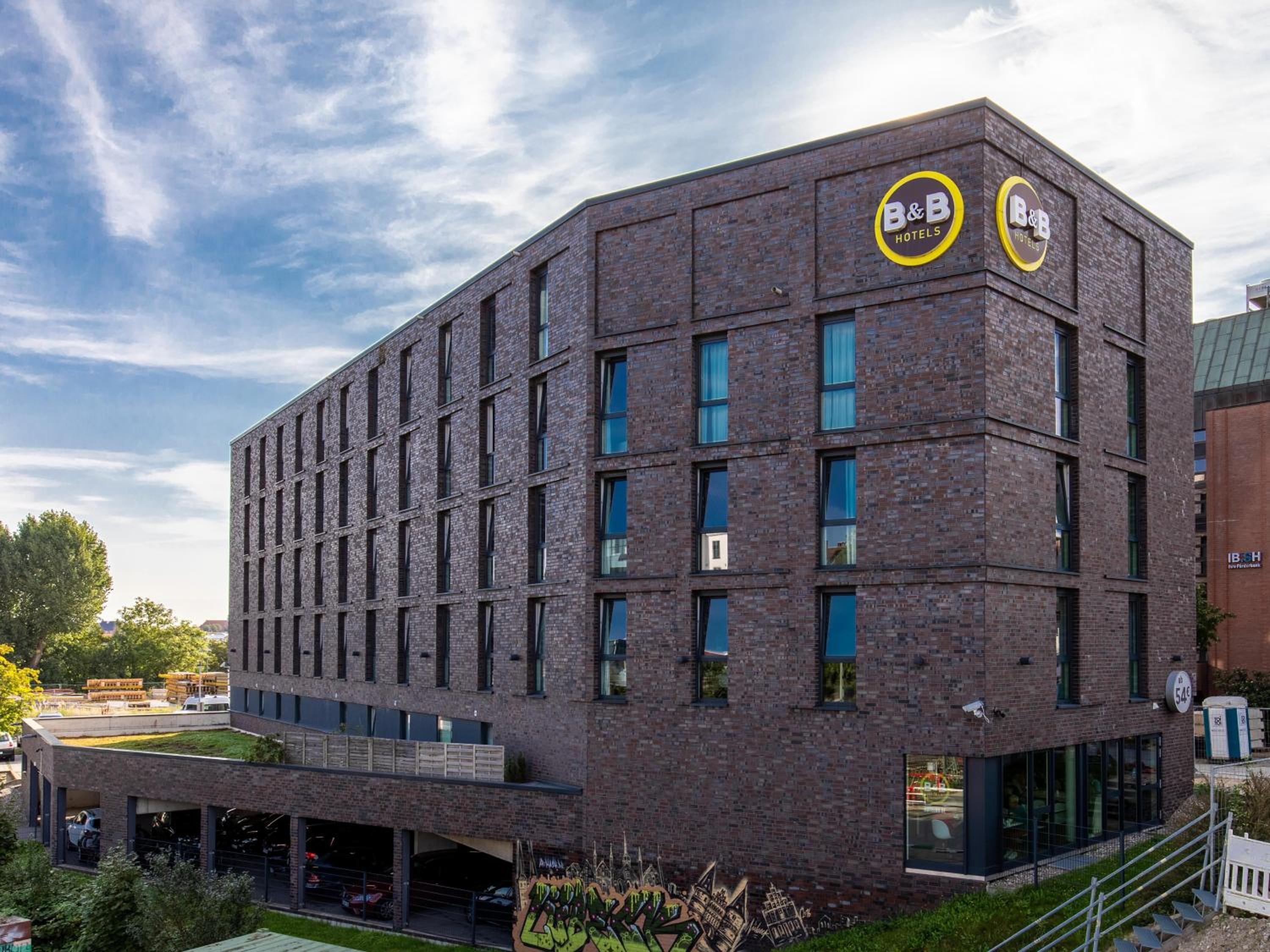 Hotel B&B Hotel Lübeck - Image 1