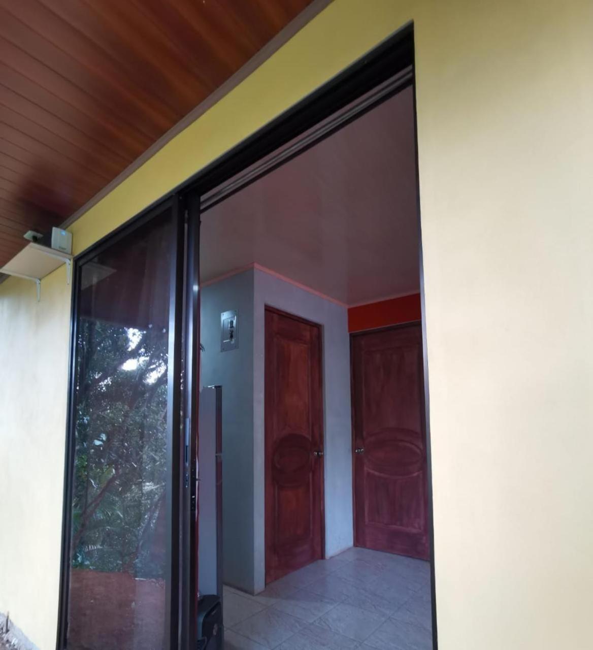 Villa Los Colibrí en Chirraca de la Selva