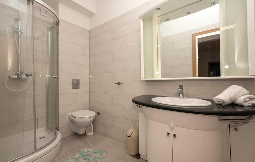 Apartmani Valentina Drvenik