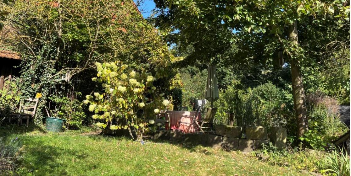 Haus Winterlinde mit herrlich verzaubertem StaudenGarten