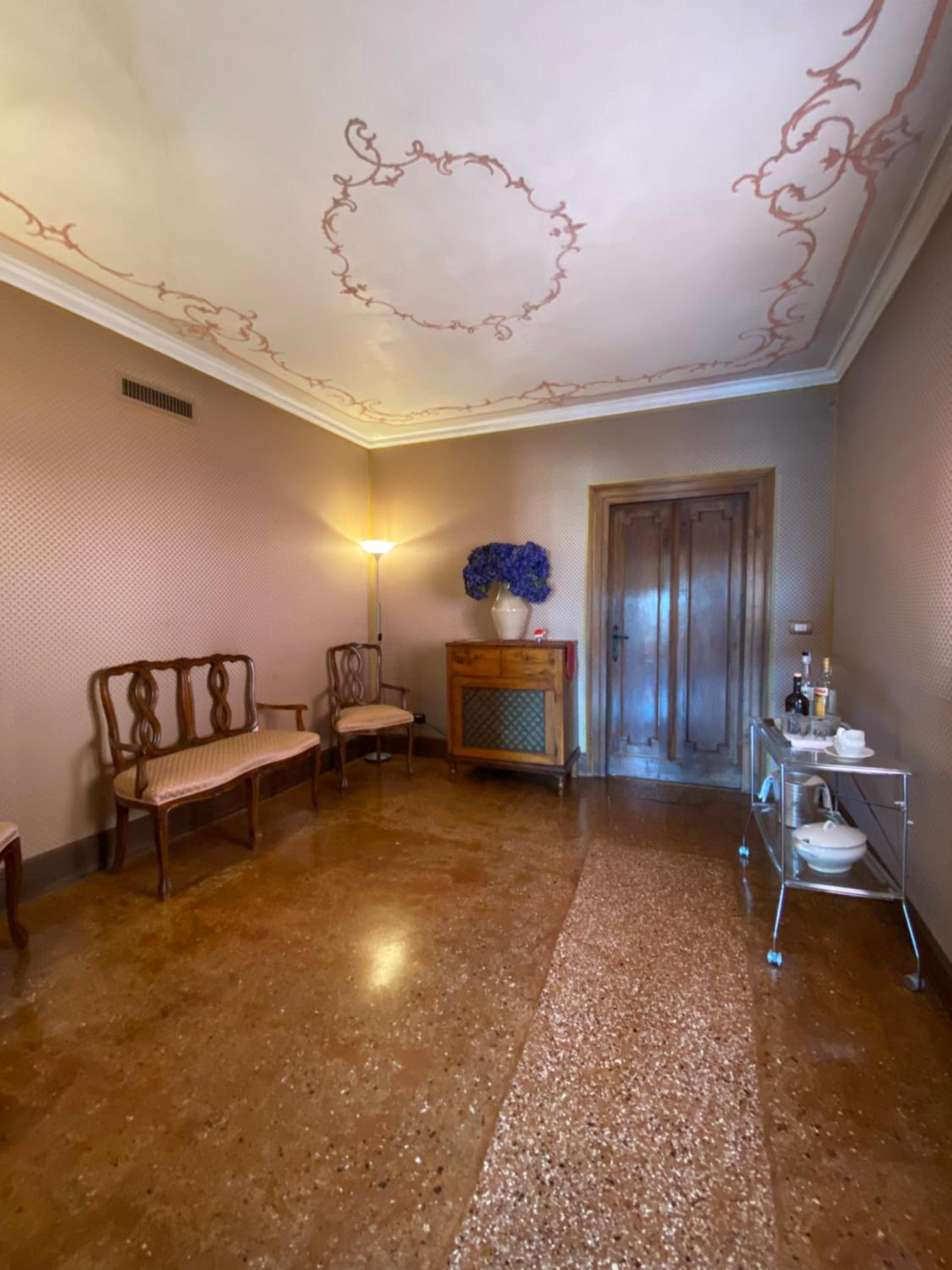 Palazzetto Pisani Grand Canal