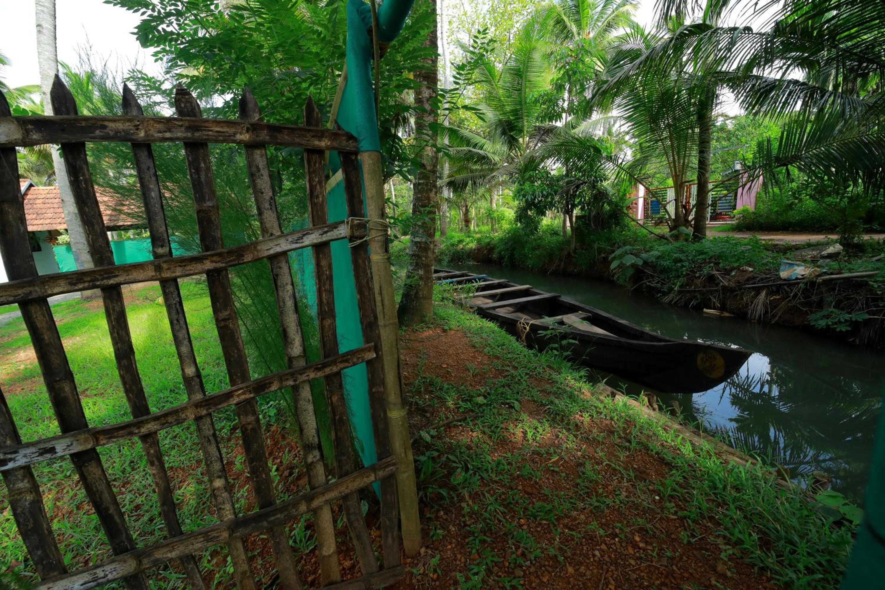 Prakruthi Residency Munroeisland