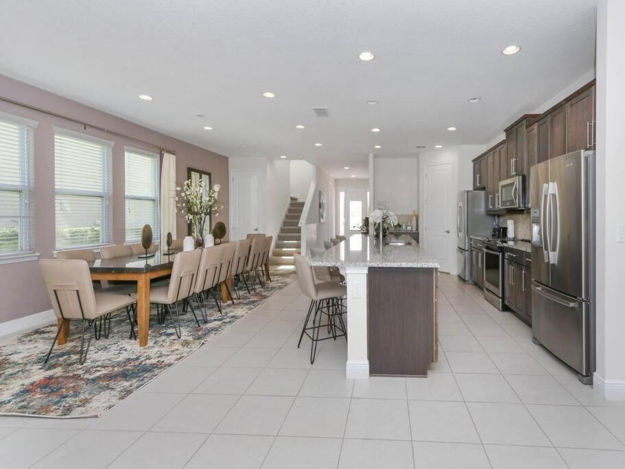 Luxurious Villa 9br Encore Resort near to Disney
