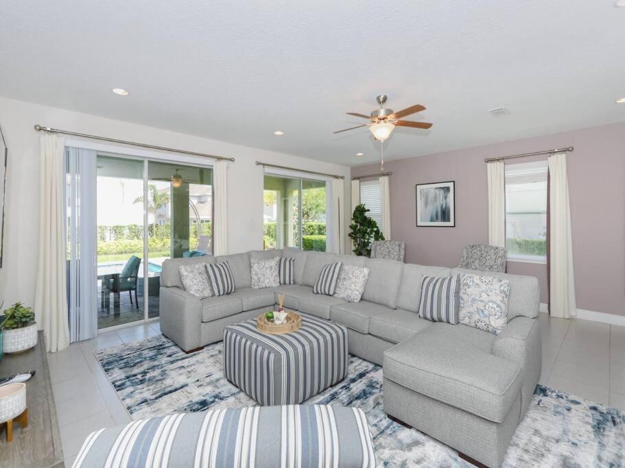 Luxurious Villa 9br Encore Resort near to Disney