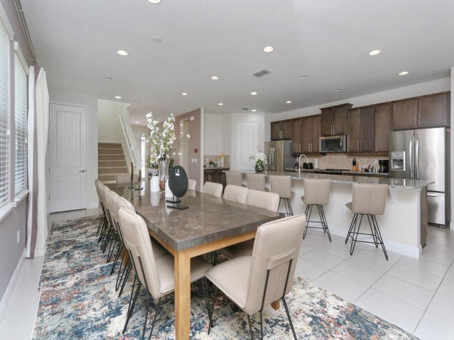 Luxurious Villa 9br Encore Resort near to Disney