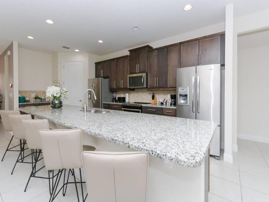 Luxurious Villa 9br Encore Resort near to Disney