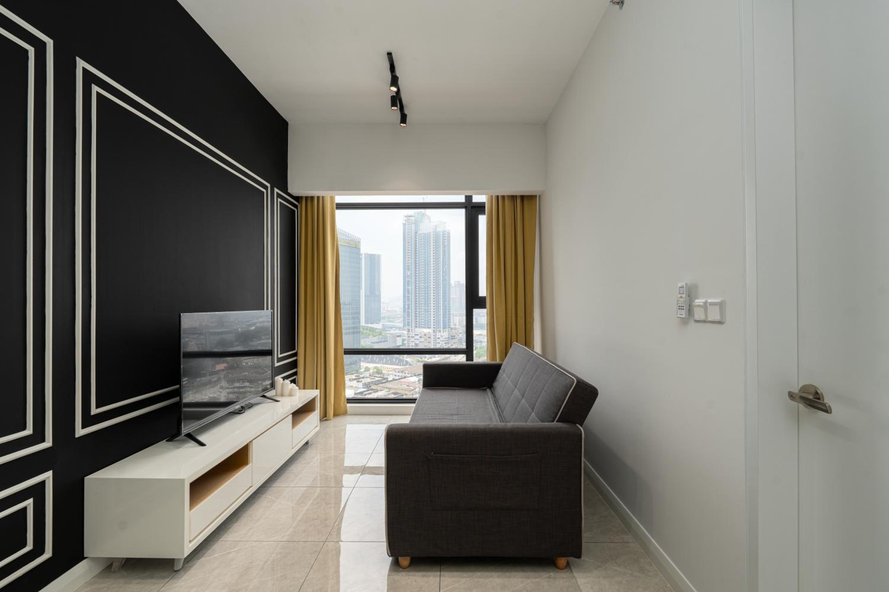 Rapi Suite @ Axon Bukit Bintang