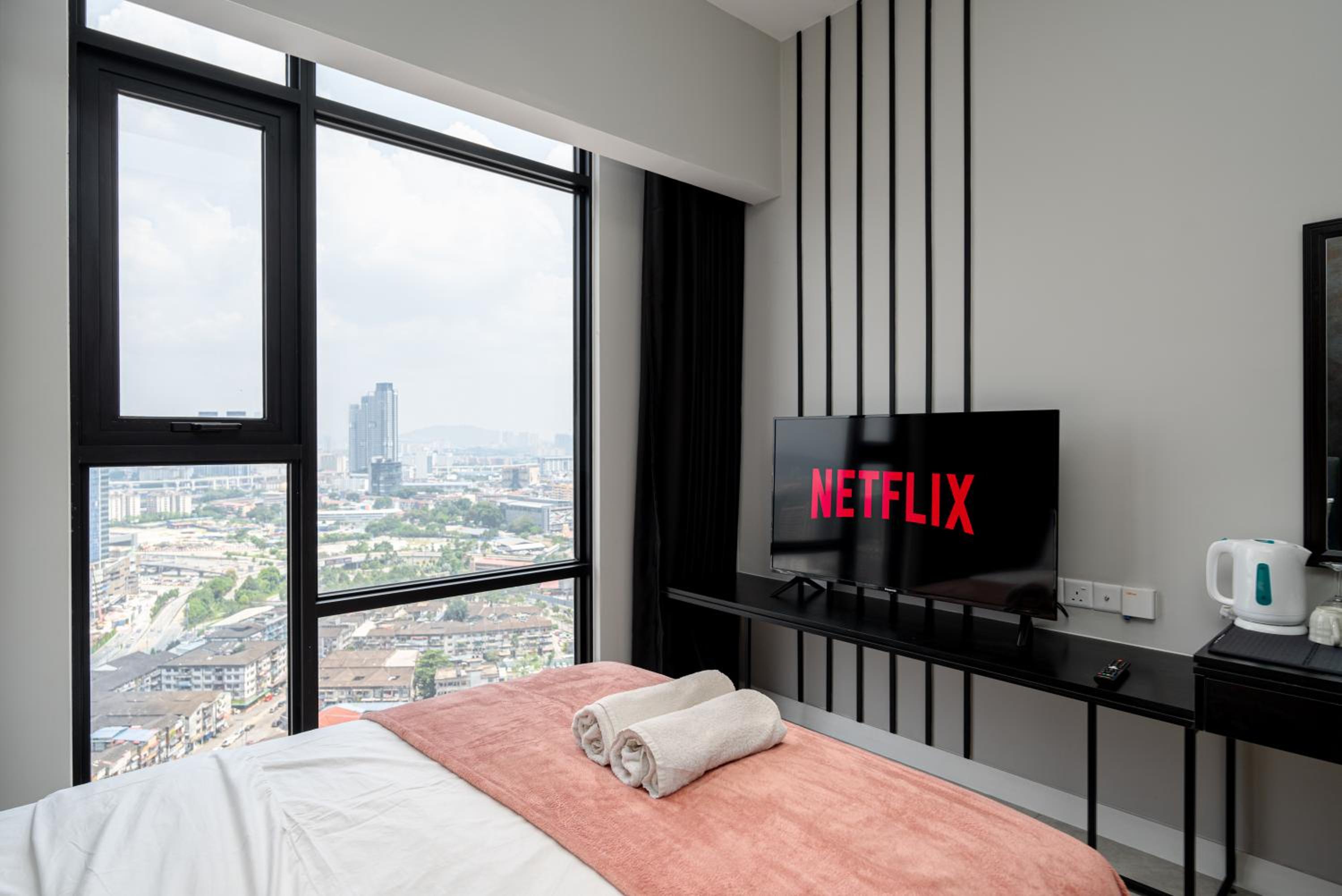 Rapi Suite @ Axon Bukit Bintang
