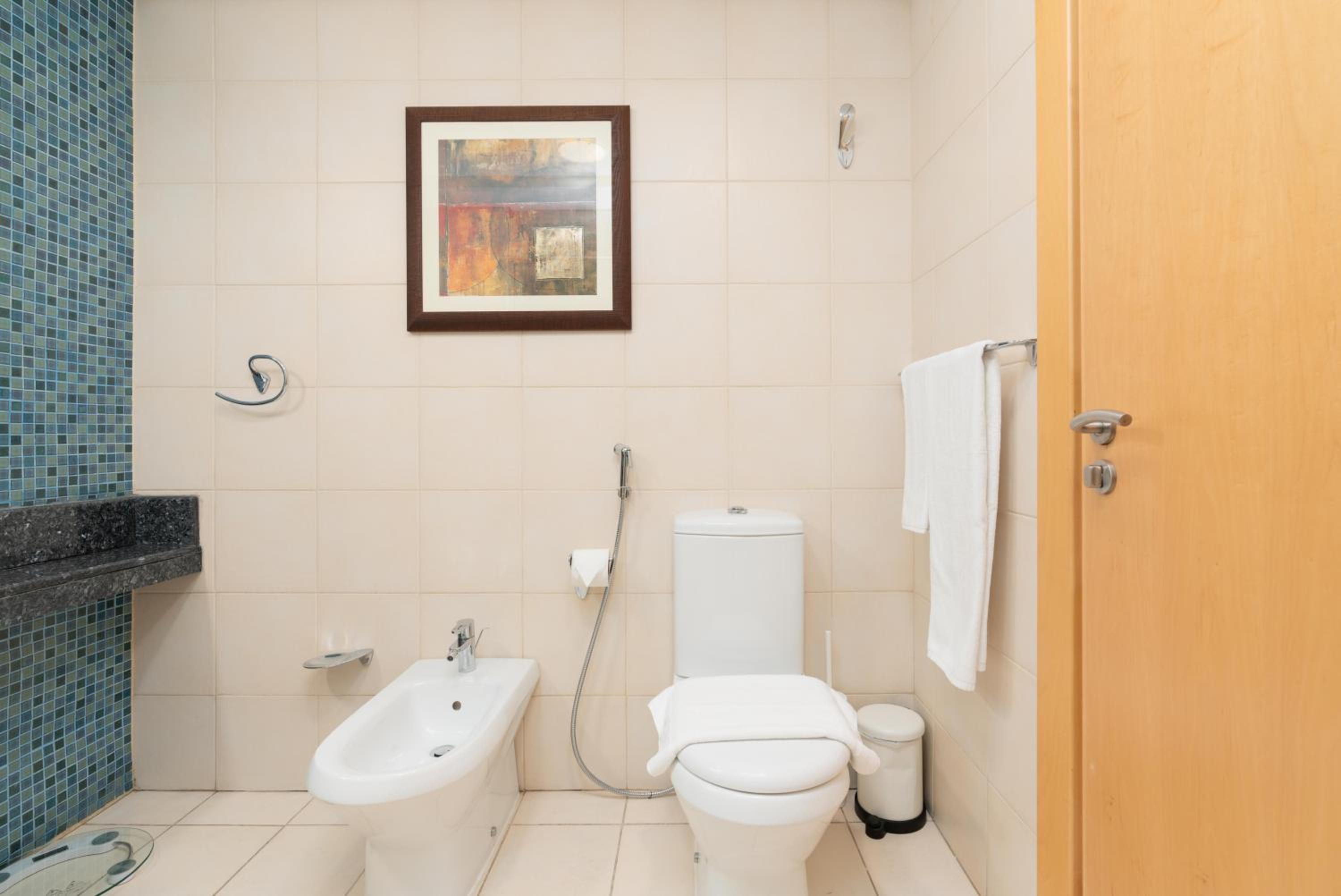 Welcoming 1 Bedroom Palm Jumeirah with sea View
