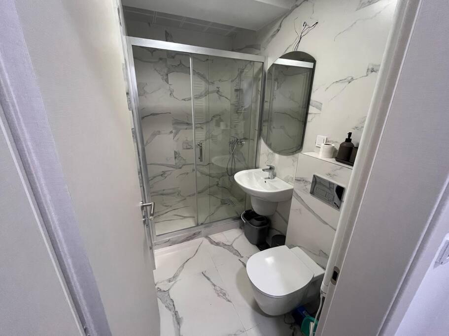 Modern apartment in Skopje view 2