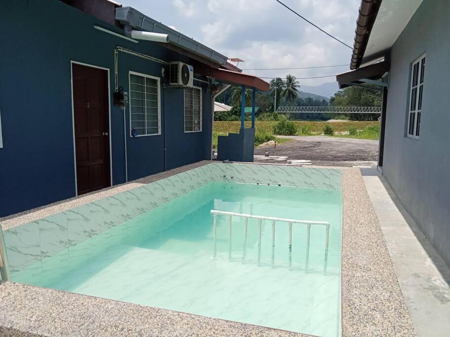 Homestay Hulu Langat Riverview with POOL BBQ beside RIVER Netflix Village Vibes WiFi Free photo 1