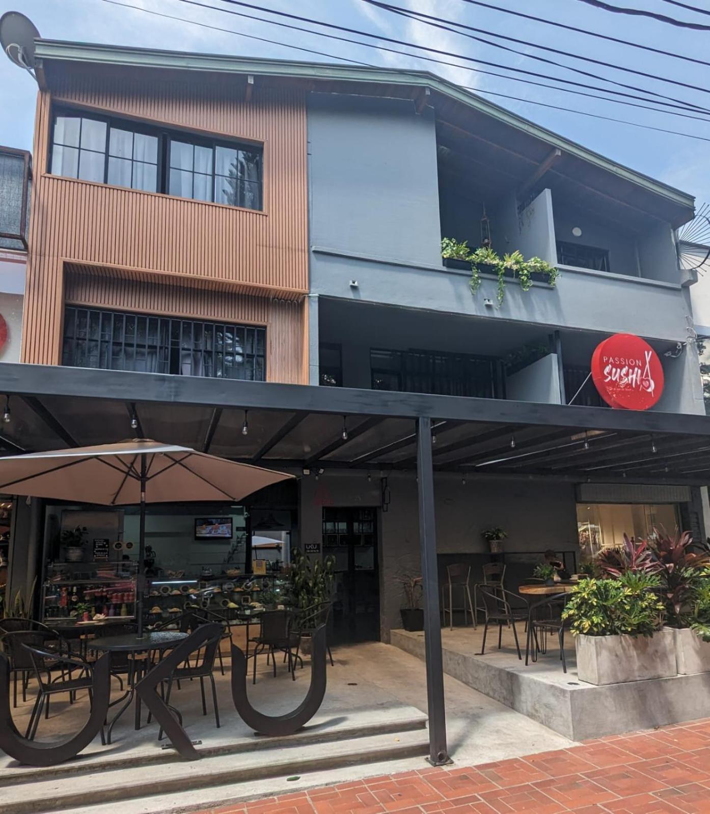 UKU INN