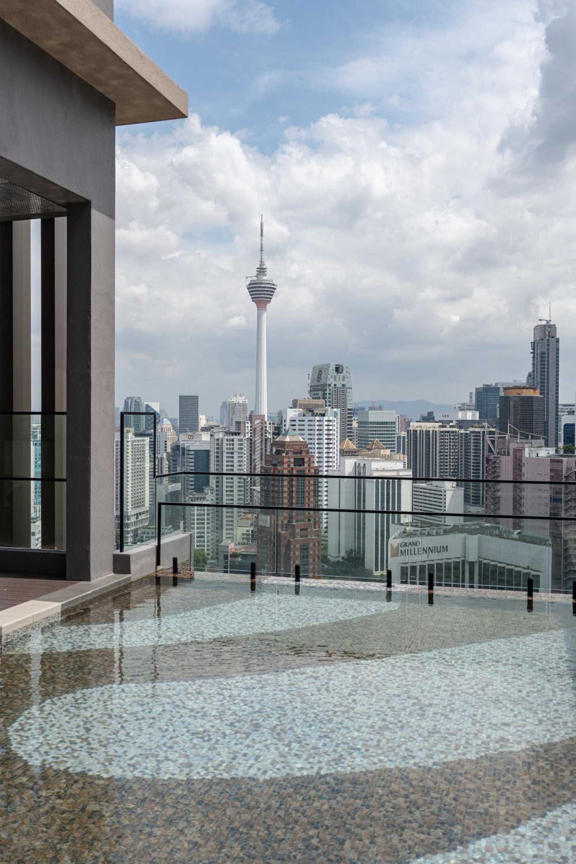 Rapi Suite @ Axon Bukit Bintang
