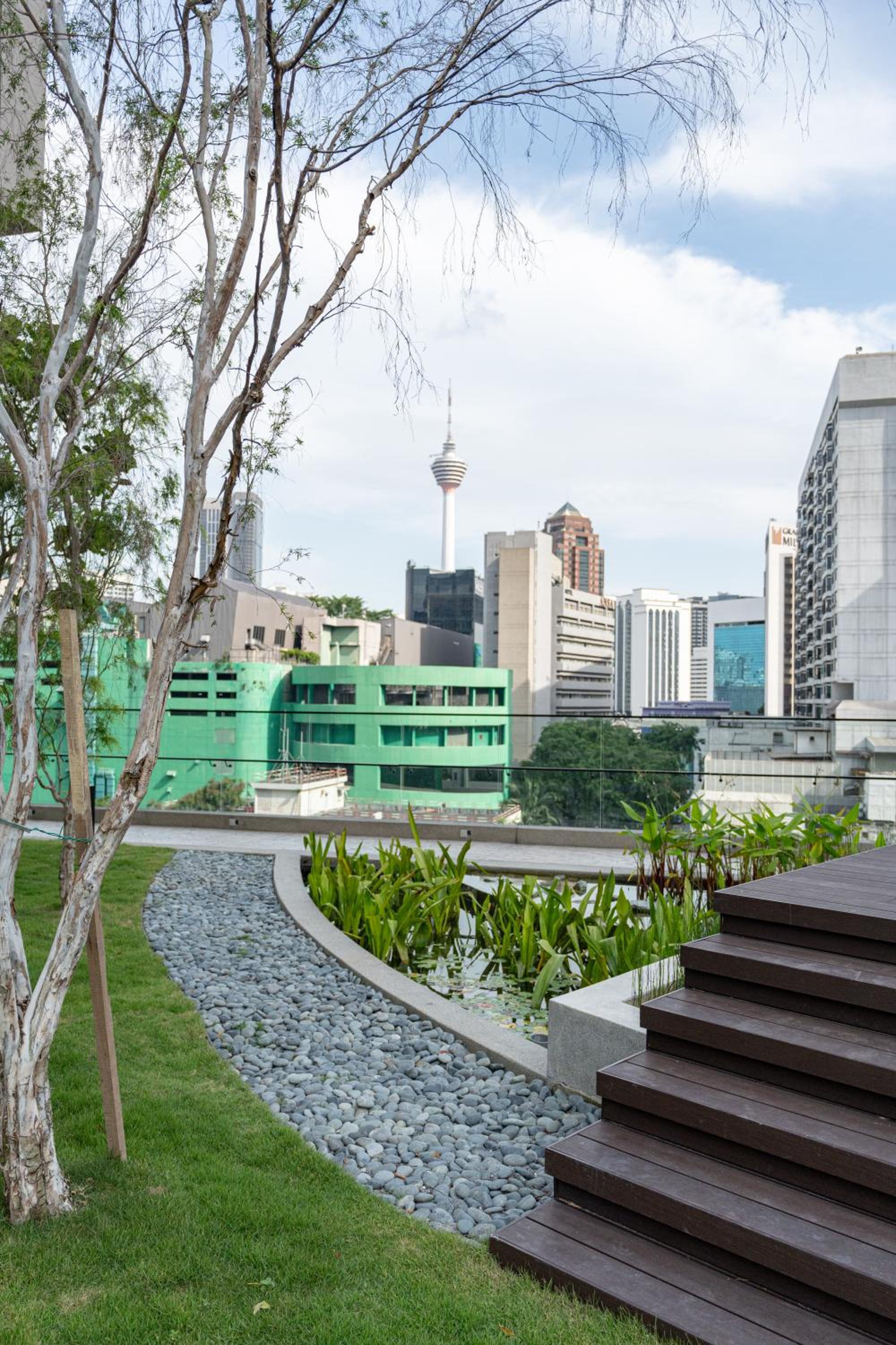 Rapi Suite @ Axon Bukit Bintang