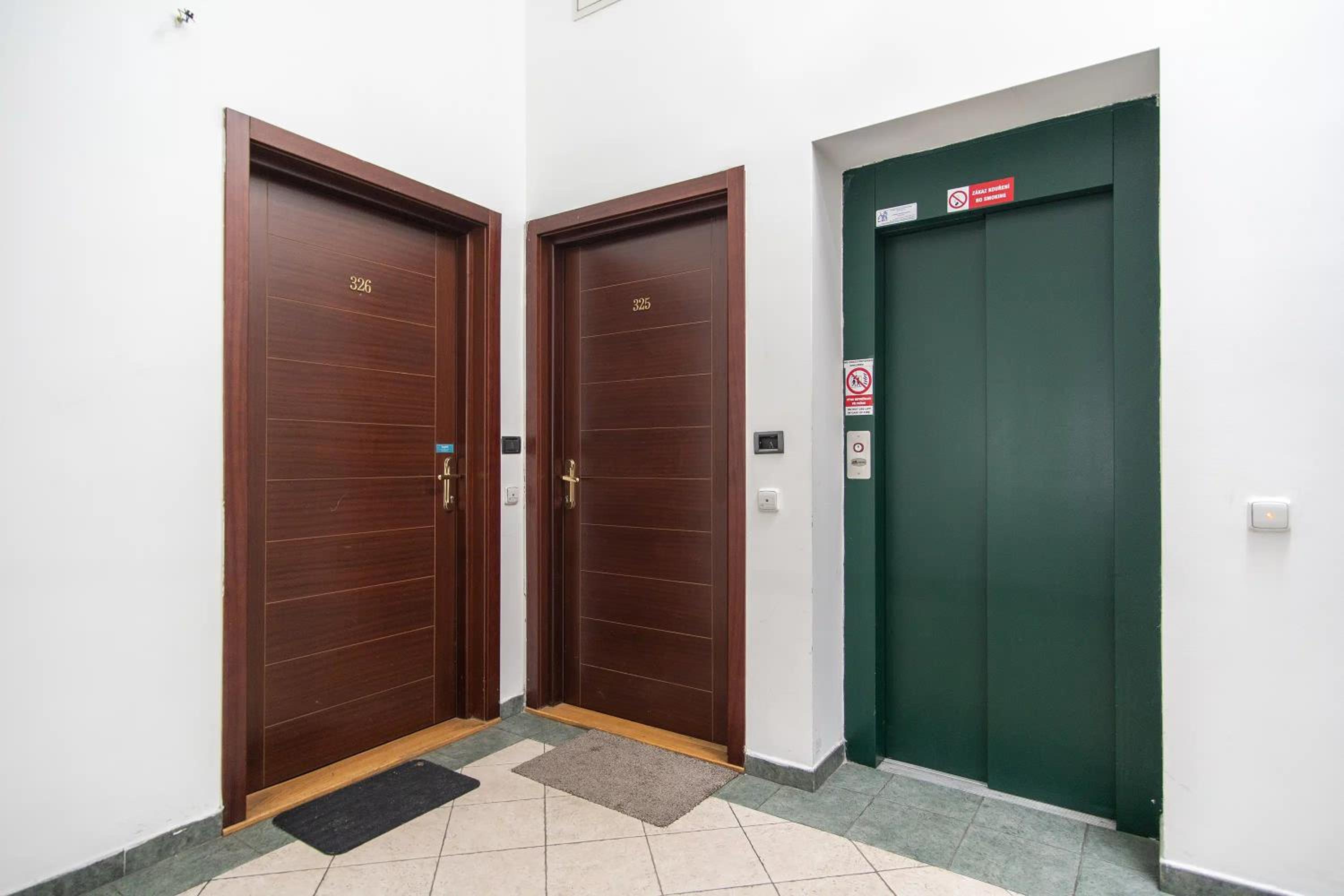 Private Retreat Close to Stations in Praha 3