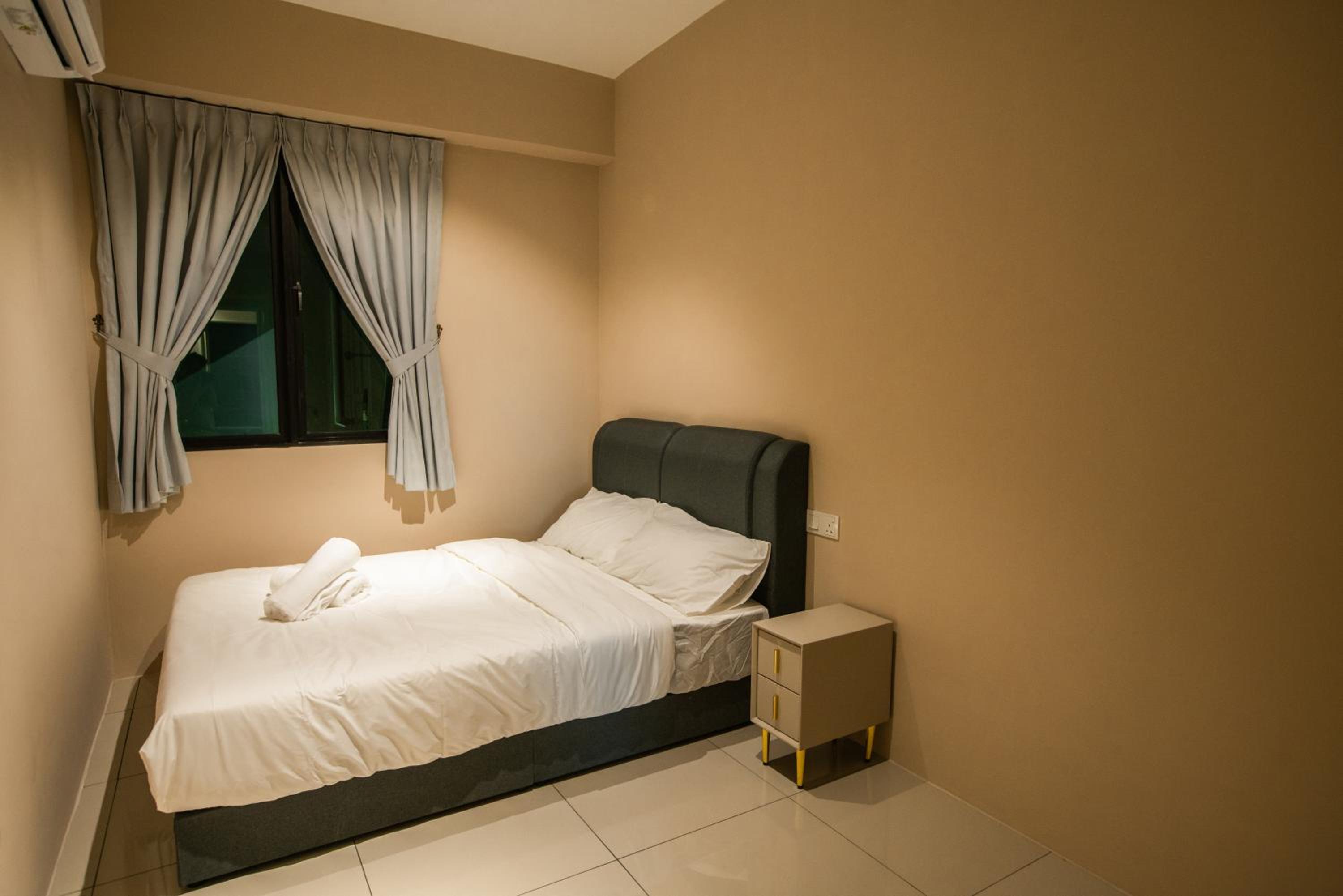 Cosy City-View Suite in Town photo 5