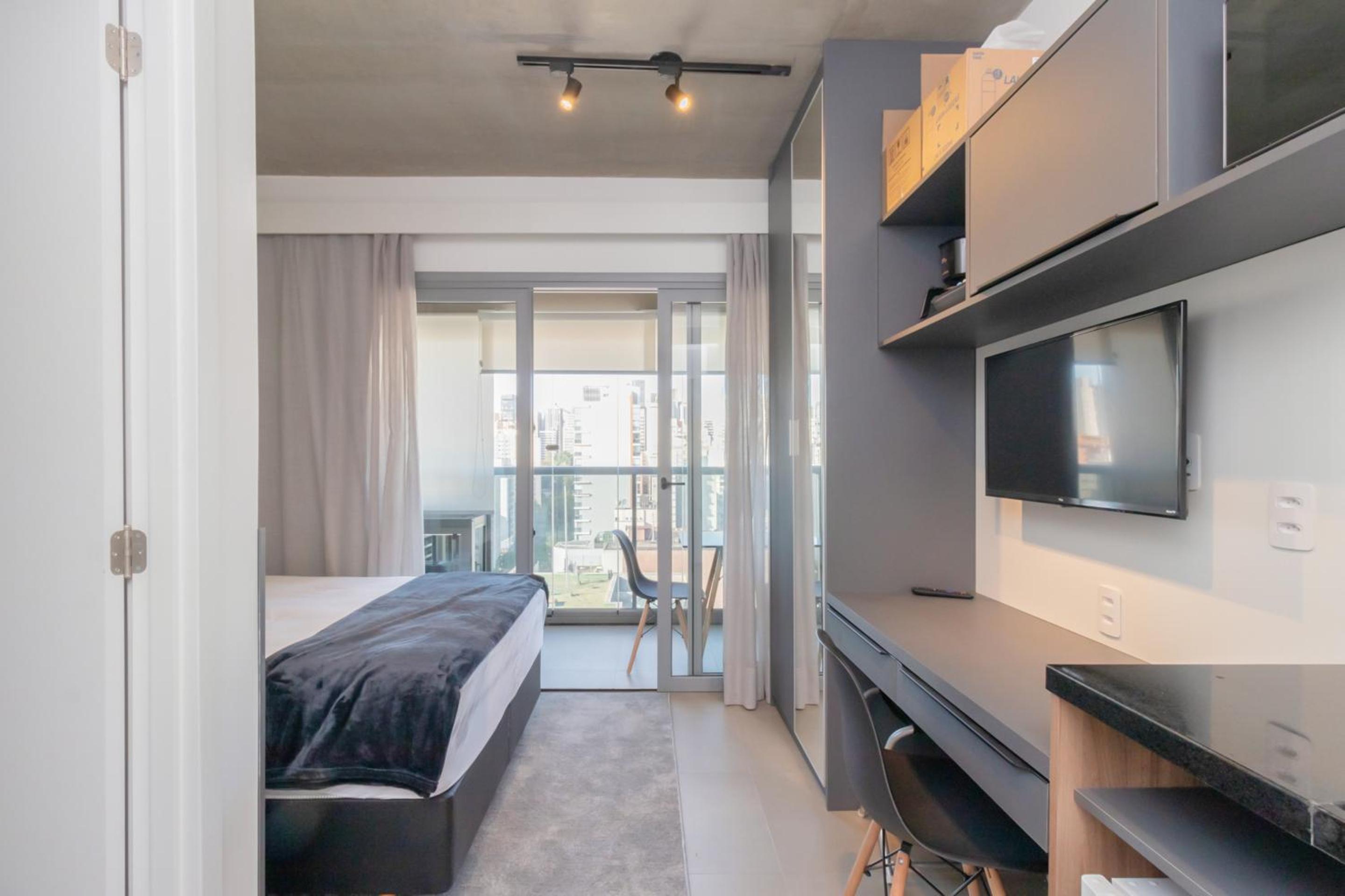 360 VN On Lorena by Housi
