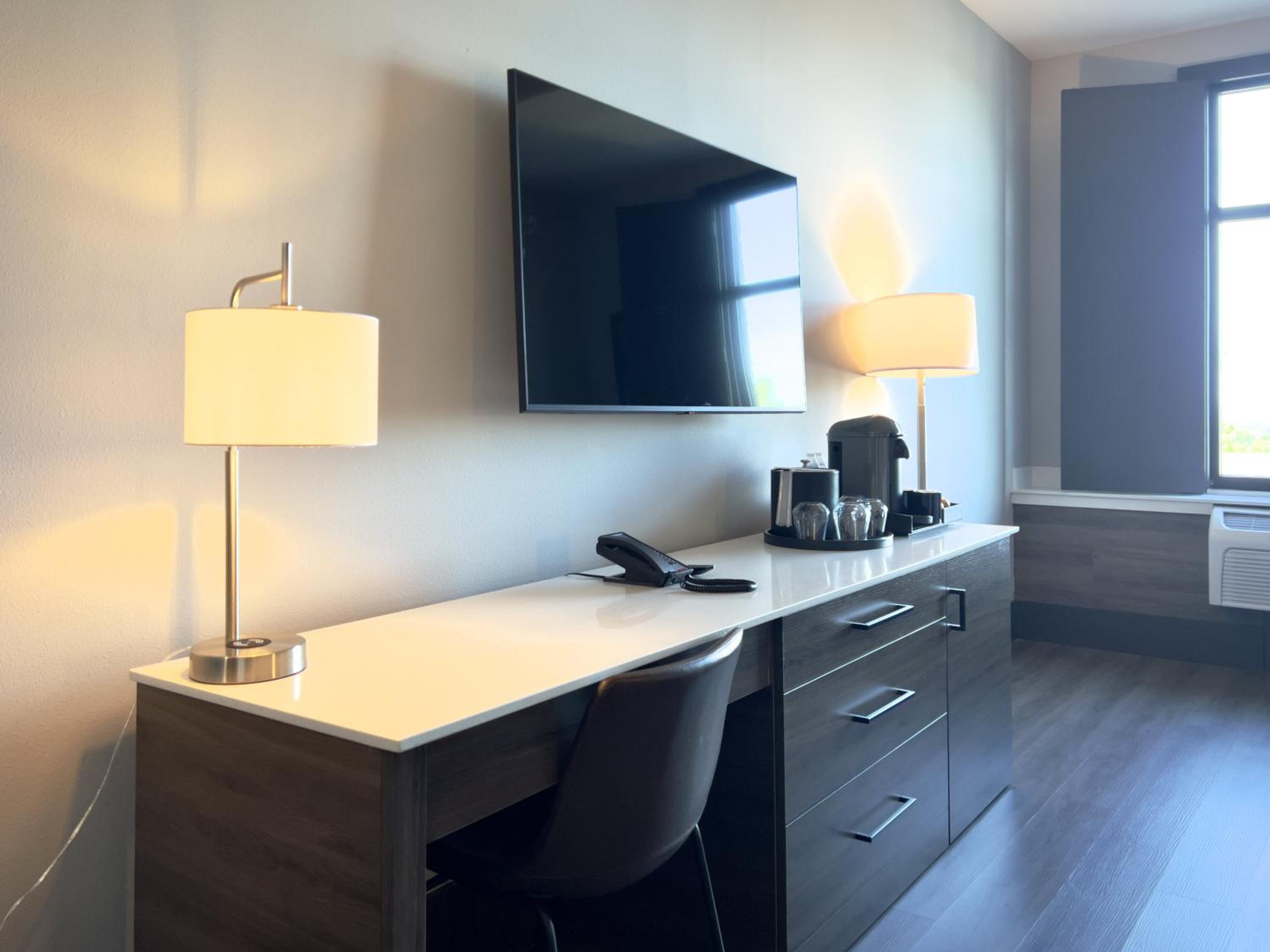 Lawrence Vacations - The Oread Lawrence, Tapestry Collection by Hilton - Property Image 32