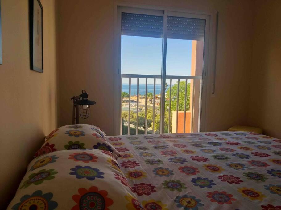 Sea & Sunset - Cozy Apartment. view 5