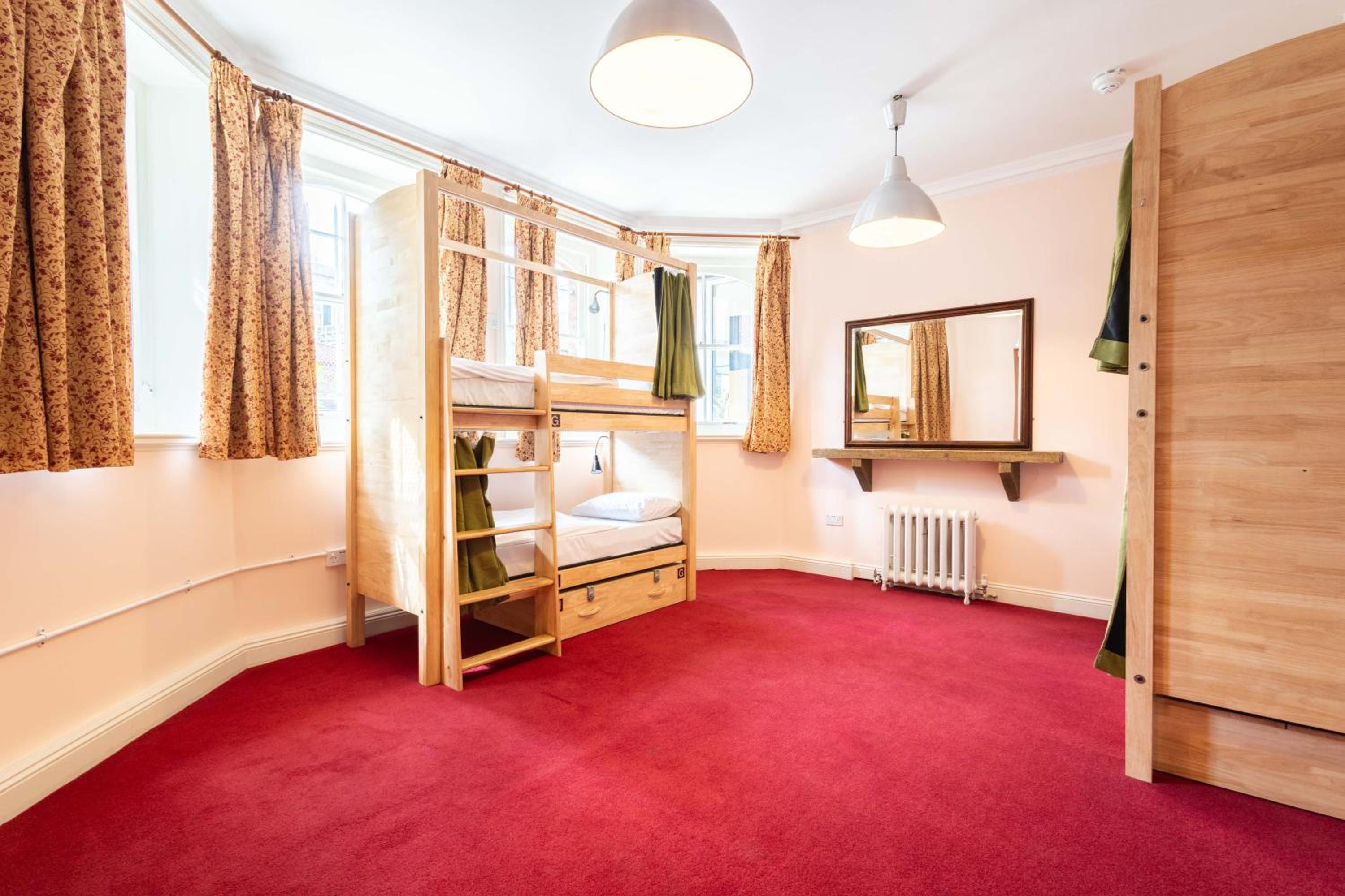 Palmers Lodge Swiss Cottage
