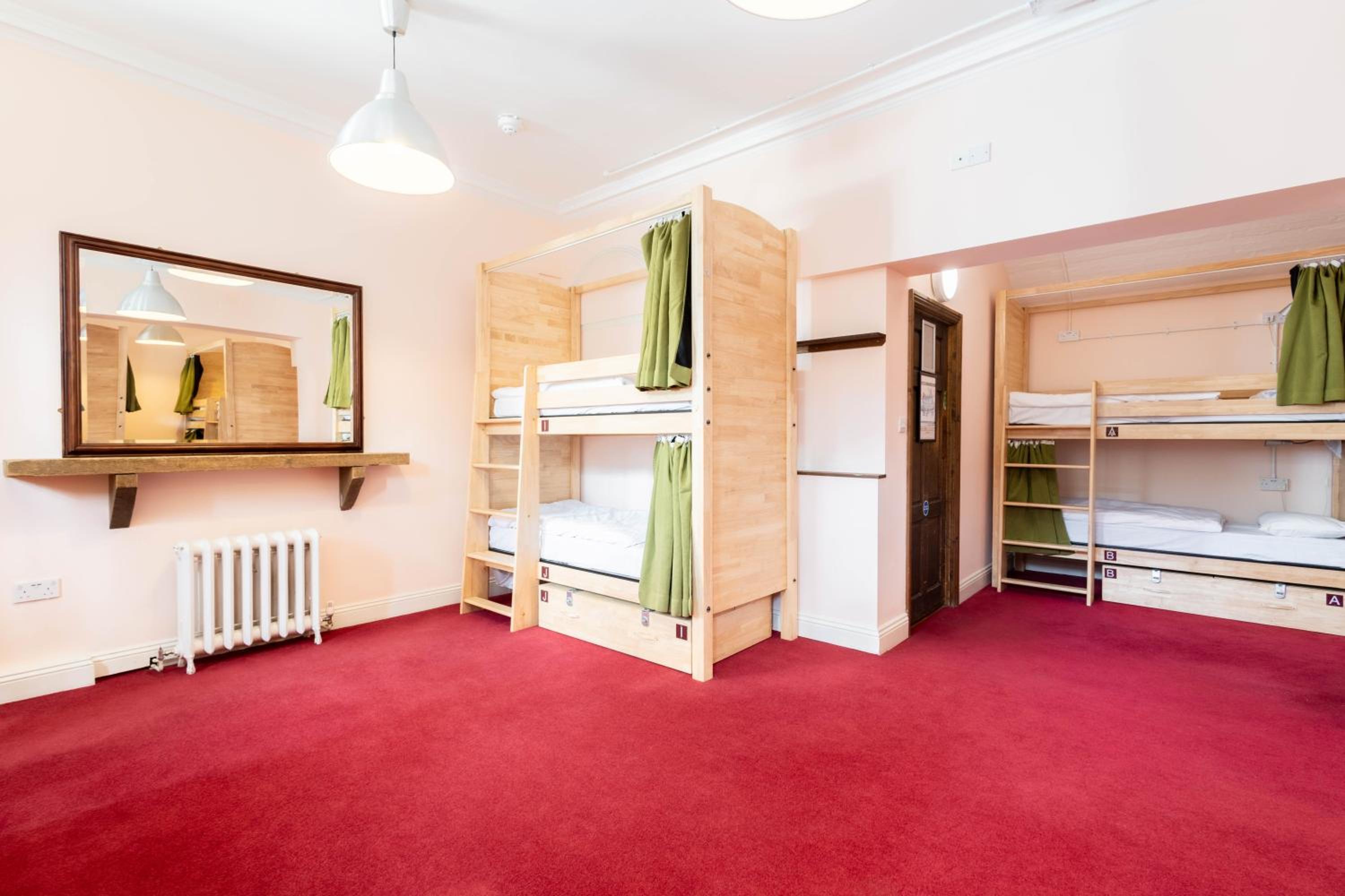 Palmers Lodge Swiss Cottage